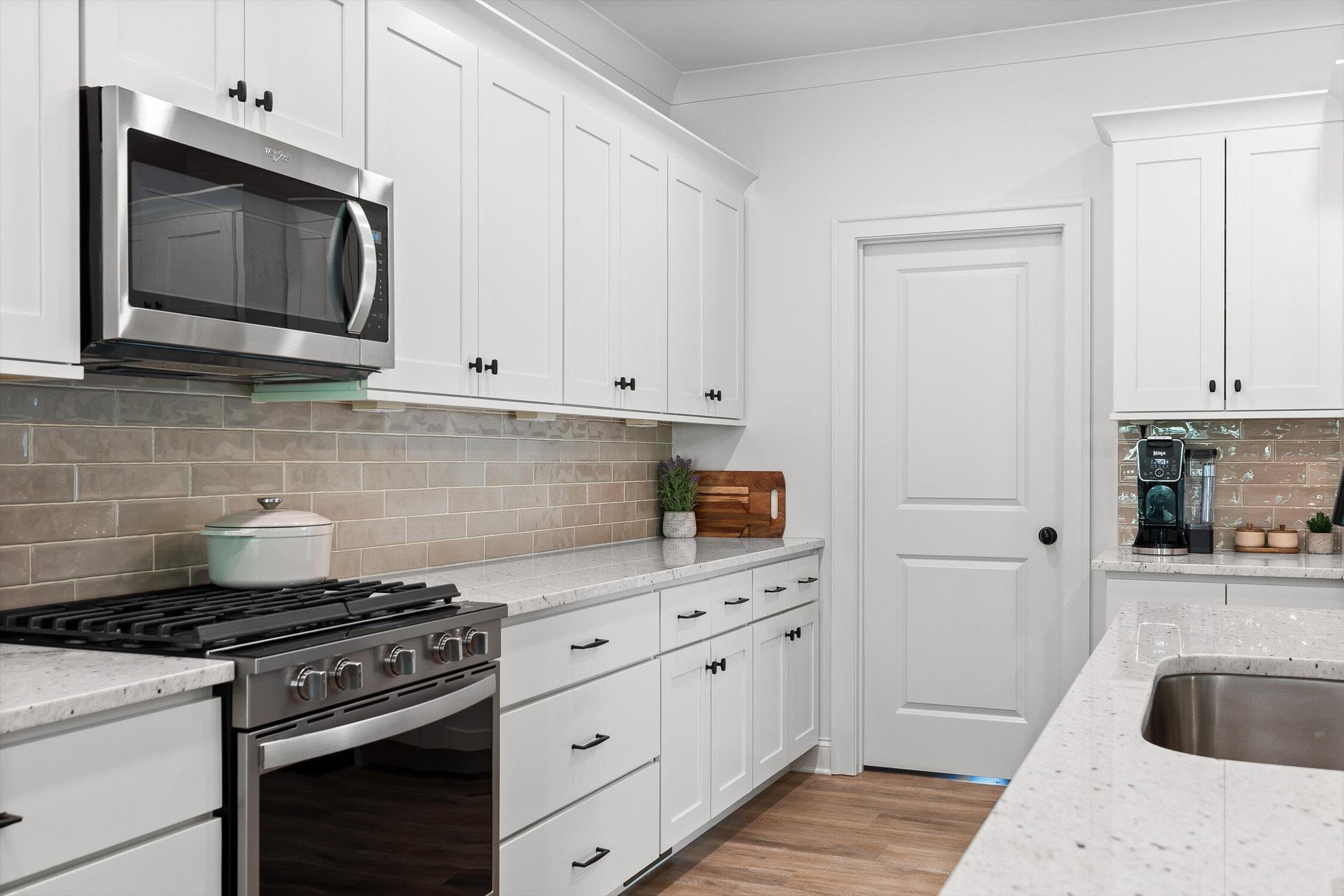 8665 Woodbury Acre Court