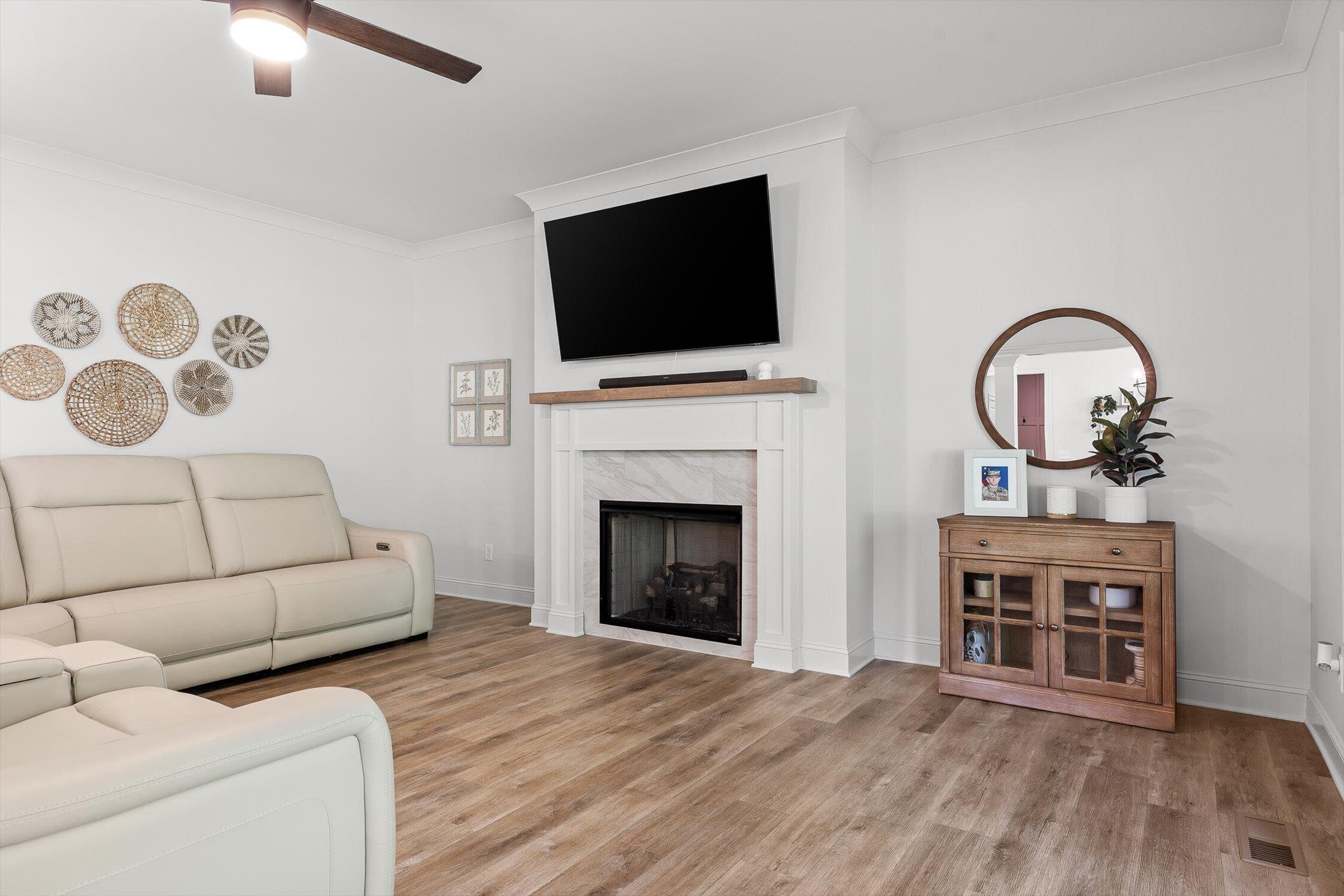 8665 Woodbury Acre Court