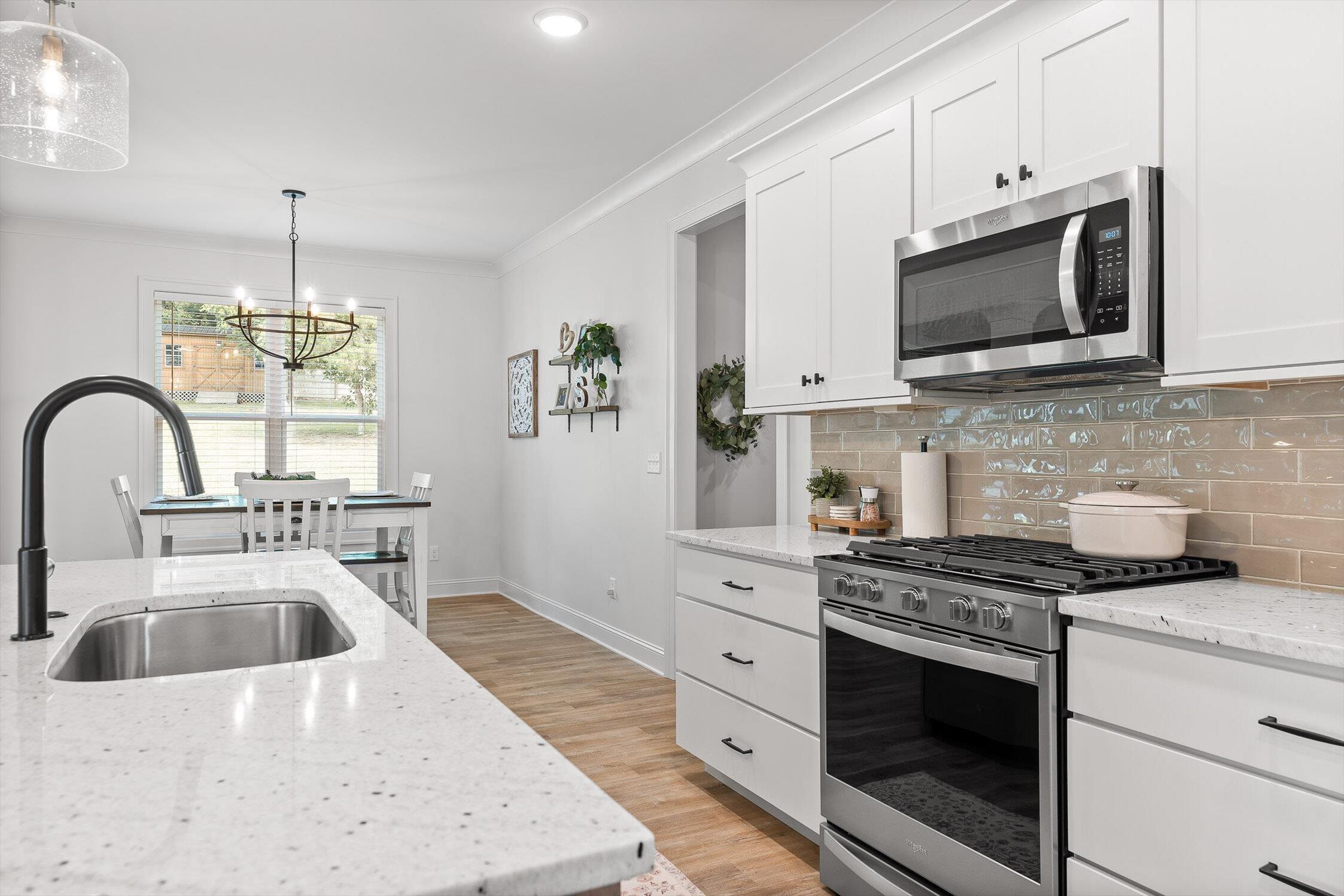 8665 Woodbury Acre Court