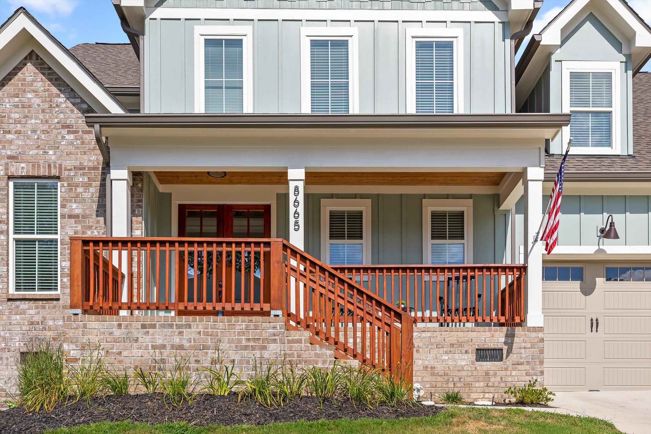 8665 Woodbury Acre Court