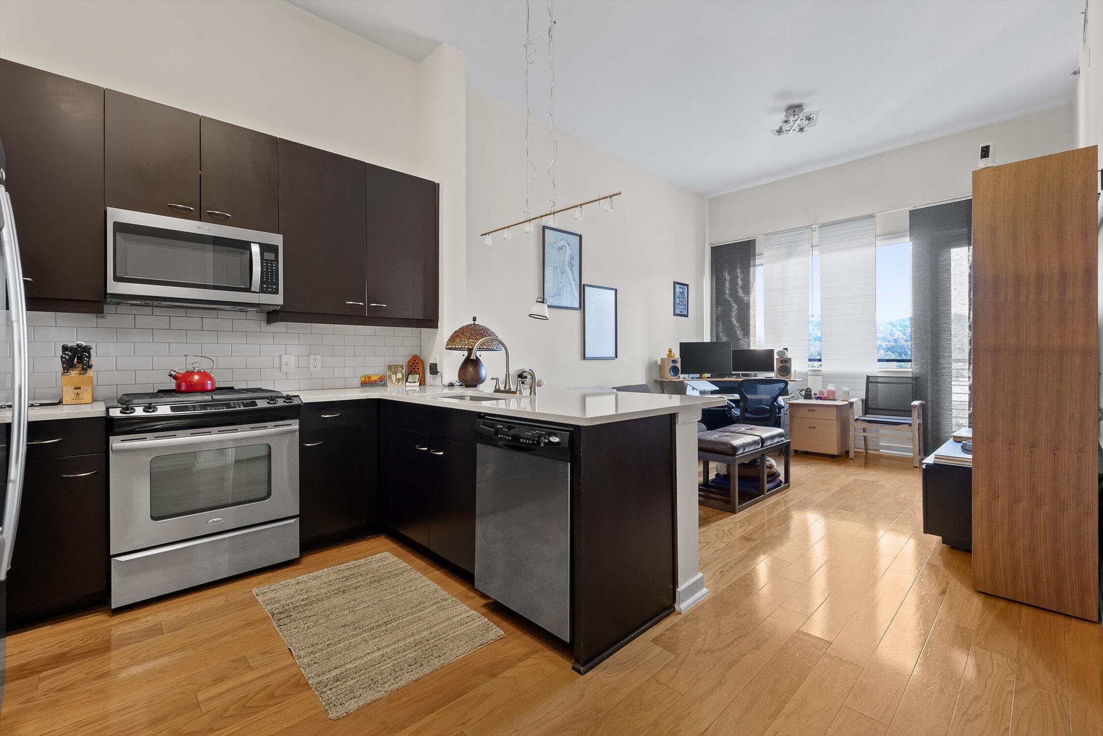 200 Manufacturers Road, Apt 728