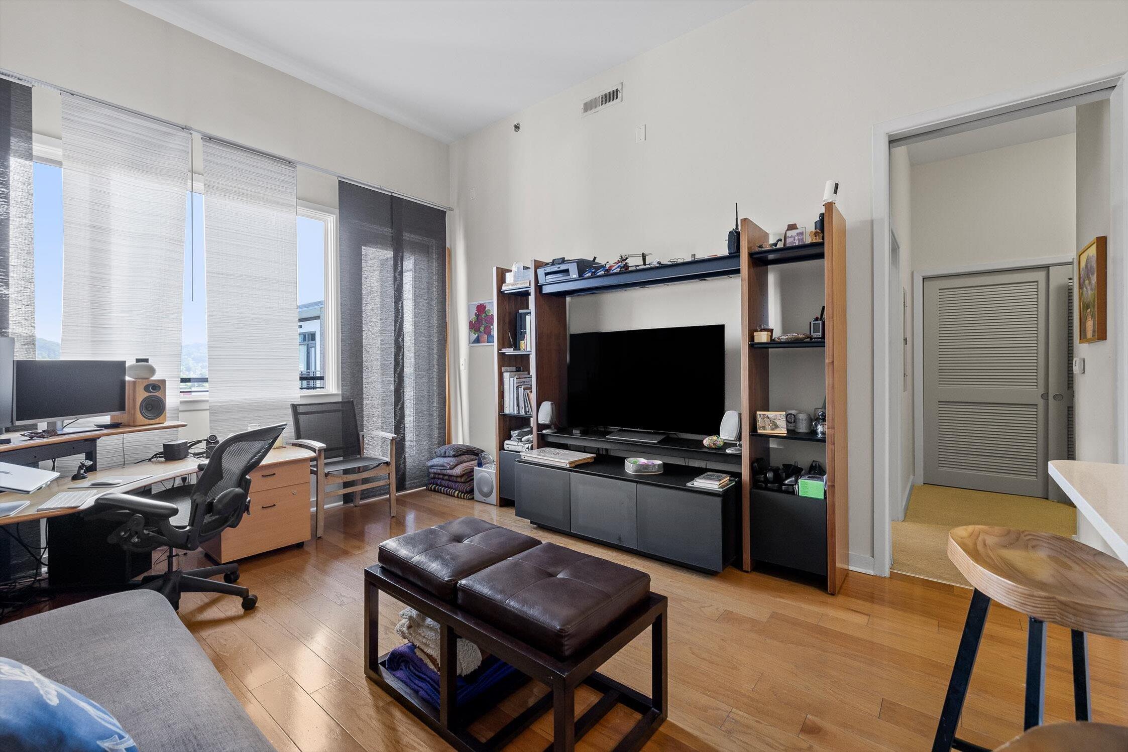 200 Manufacturers Road, Apt 728