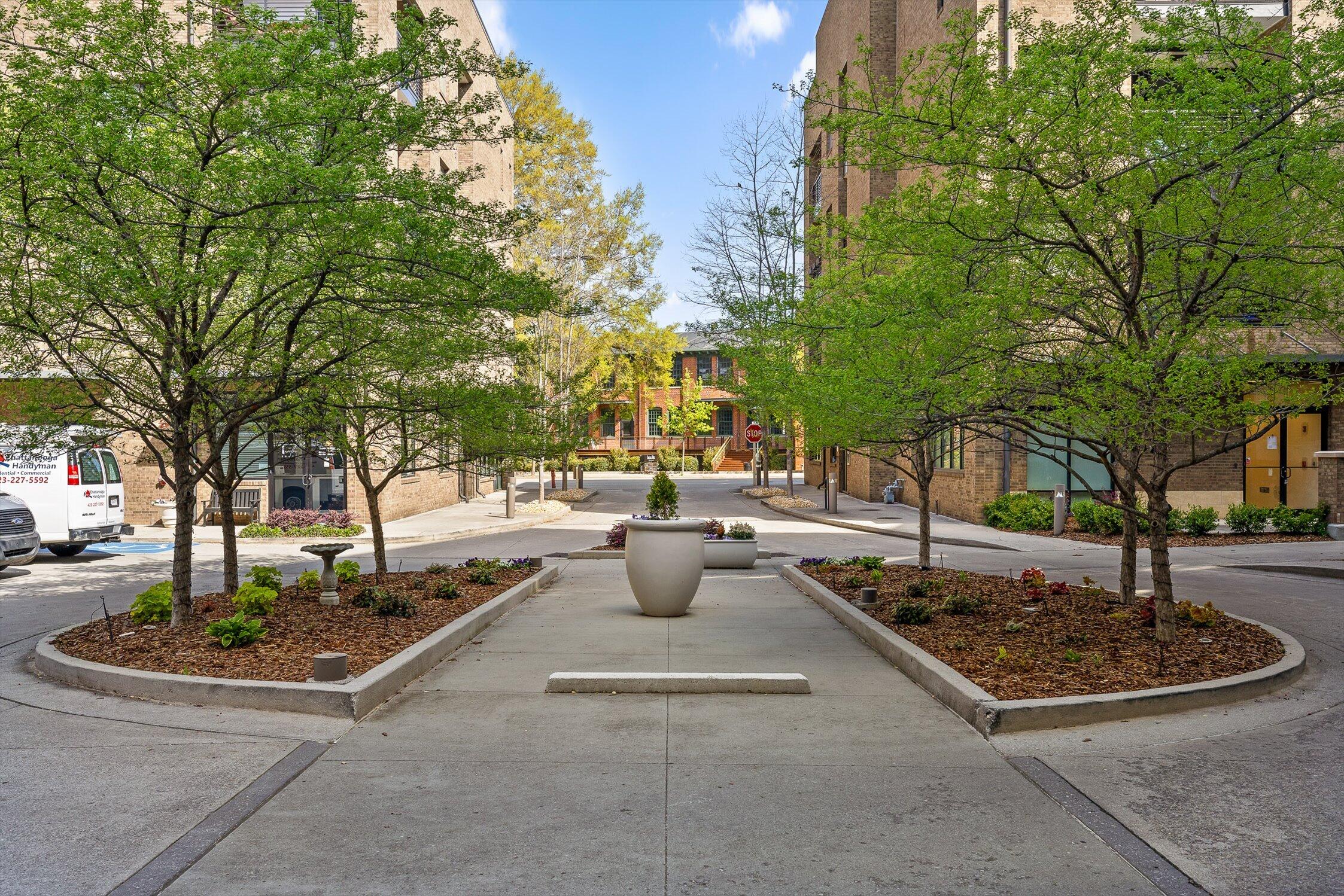 200 Manufacturers Road, Apt 728