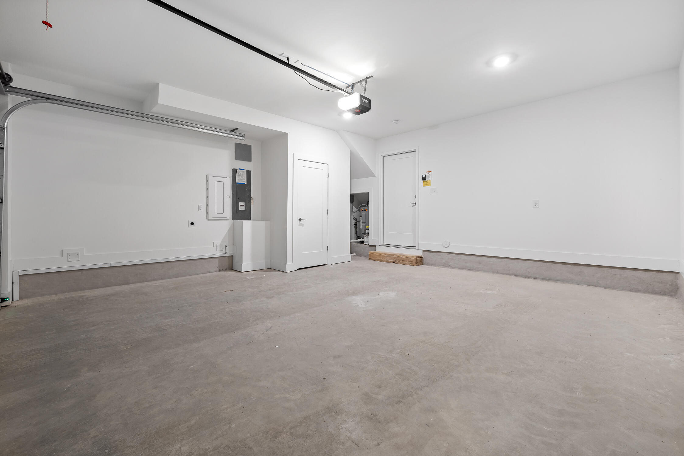 757 Burnside Place