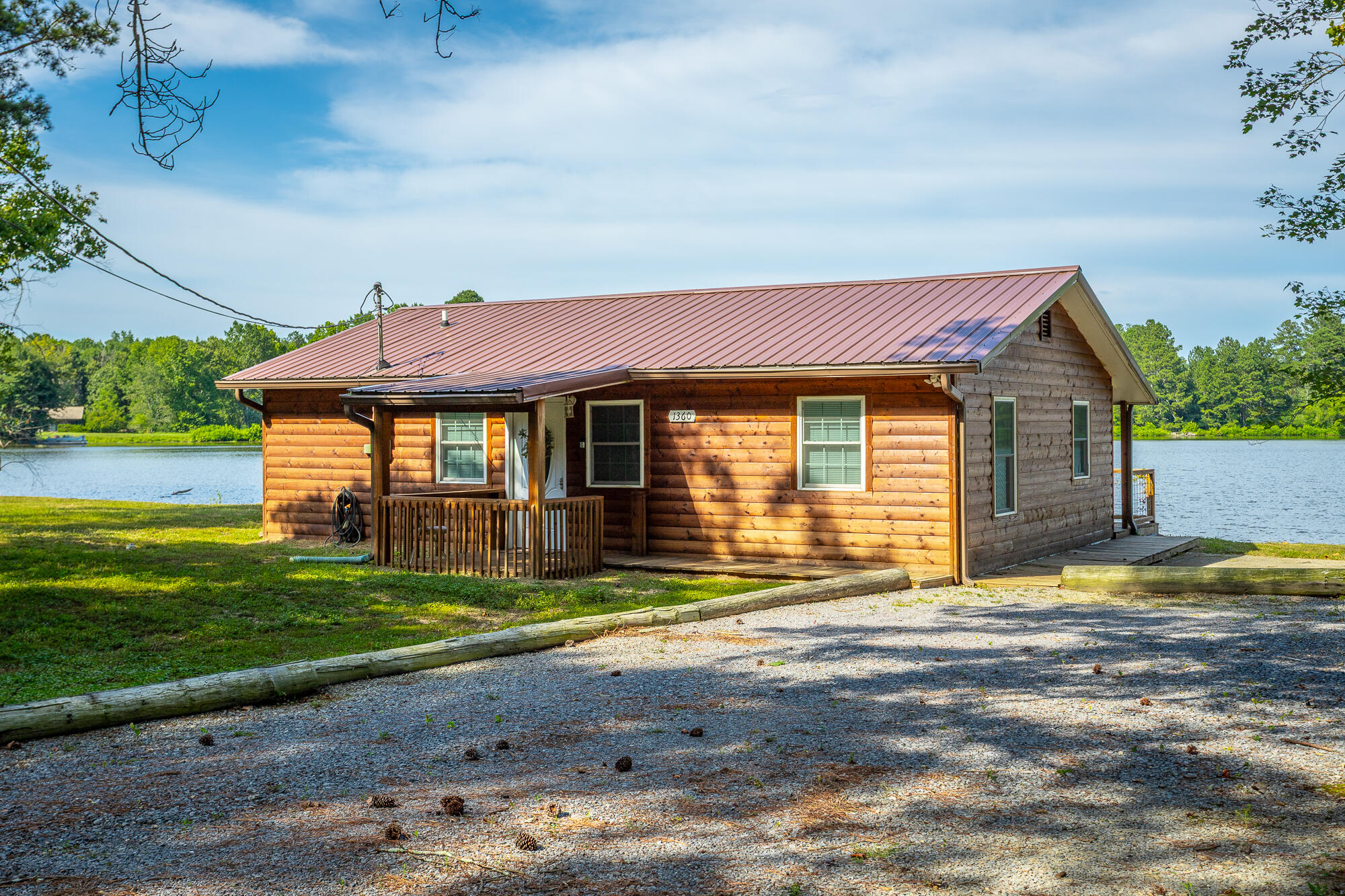 1360 Peggy Lane