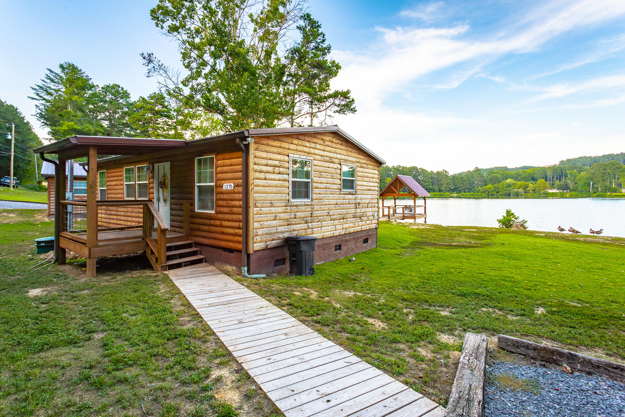 1370 Peggy Lane, A&B