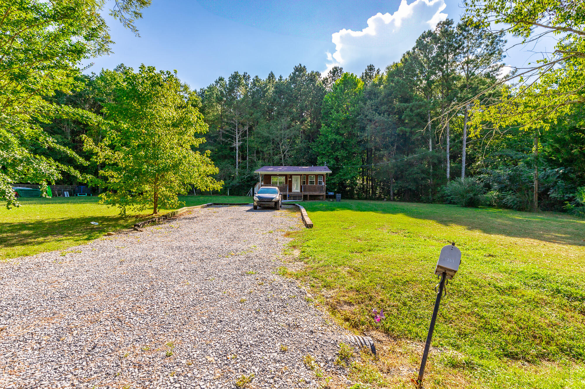 1346-1372 Peggy Lane