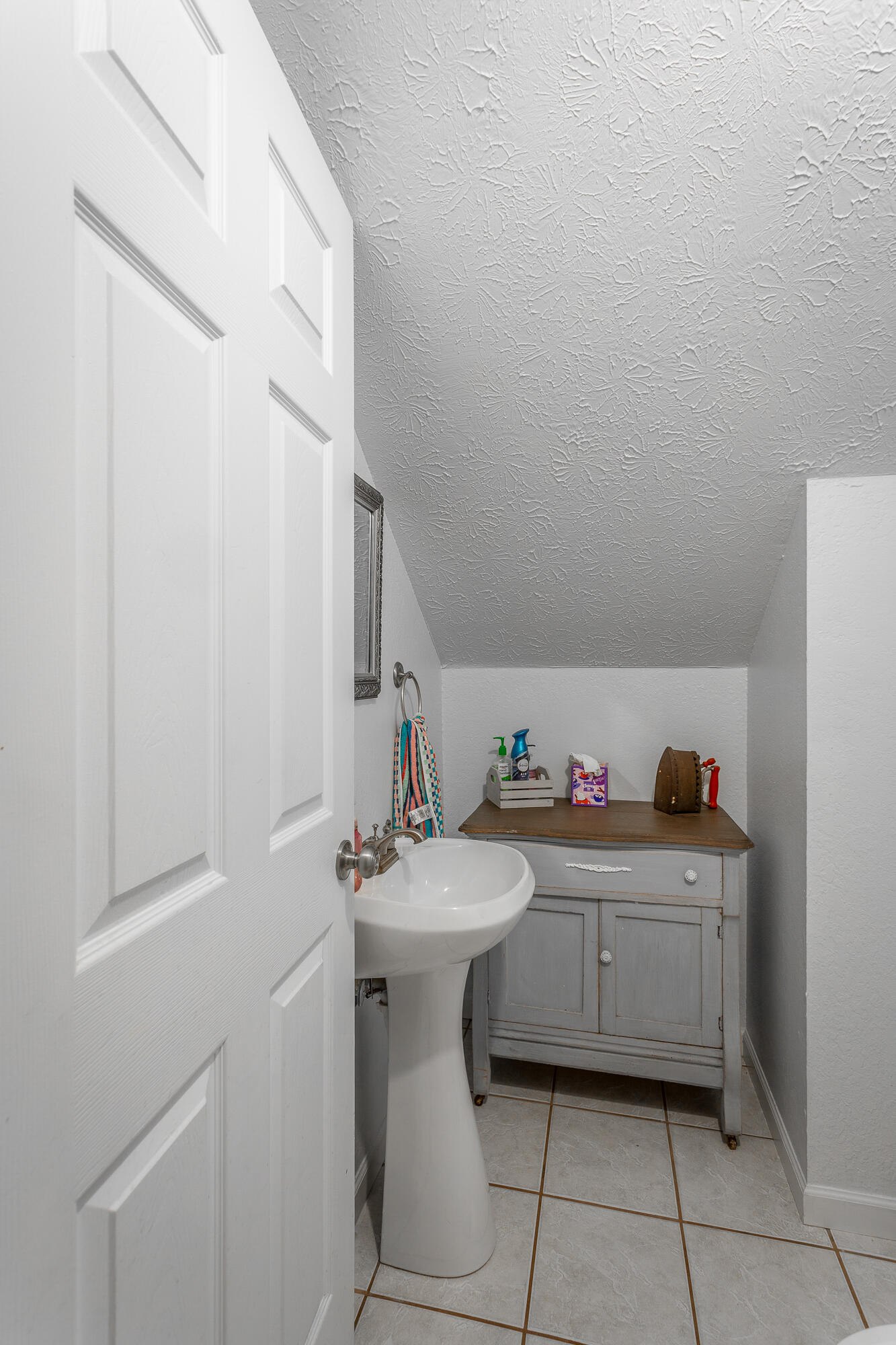 175 Elaine Drive