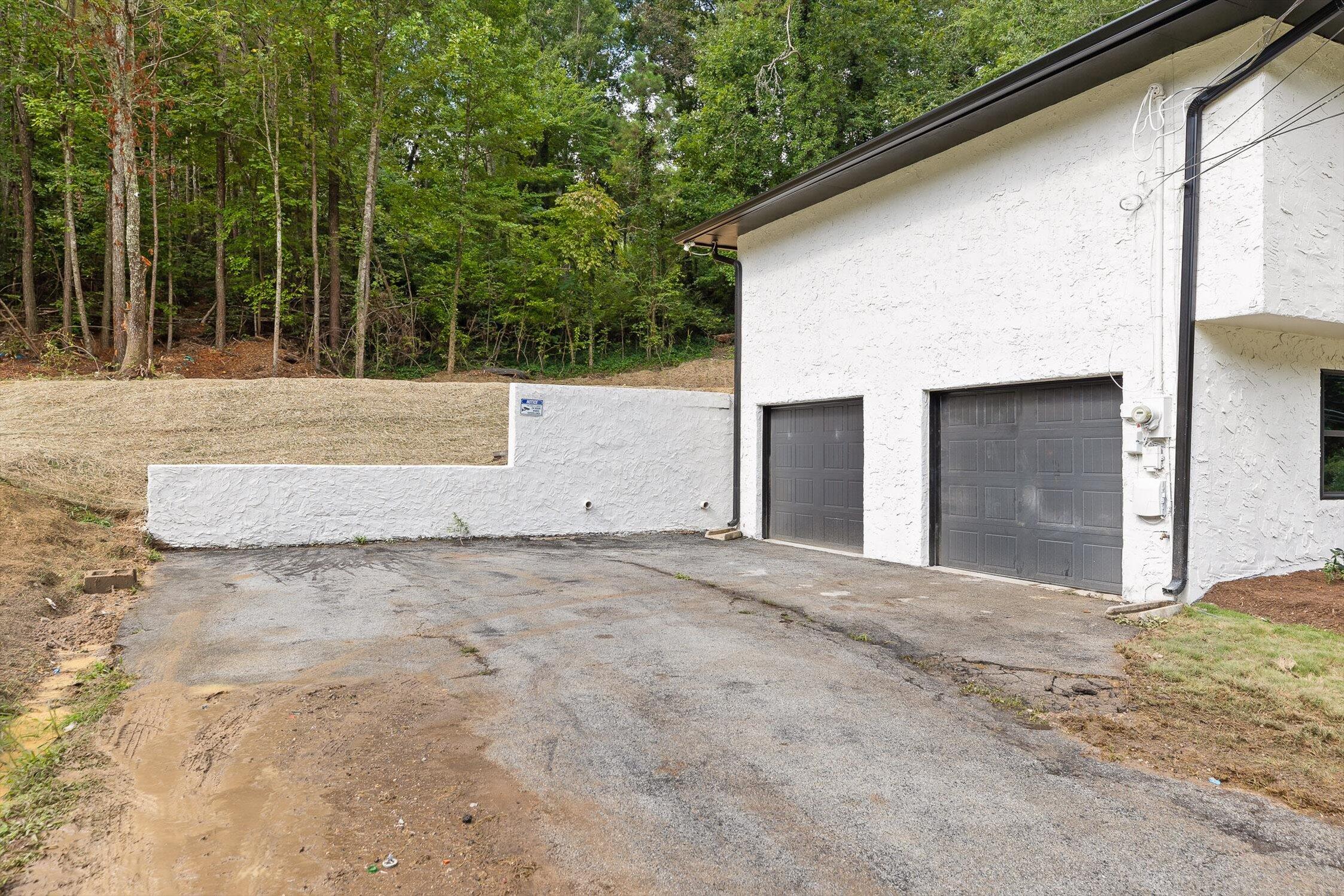 8946 Fuller Road