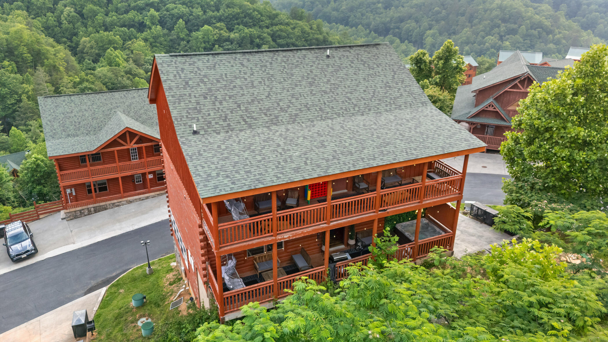 2513 Laurel Point Way