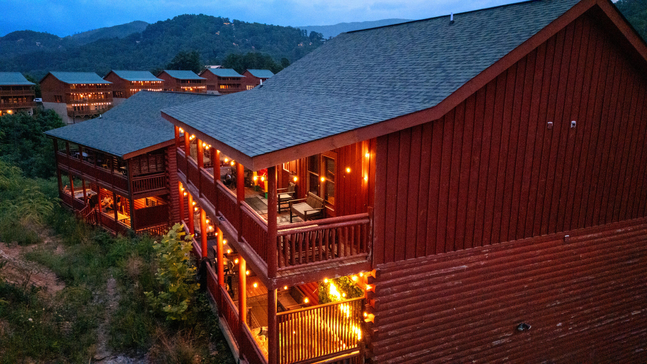 2513 Laurel Point Way