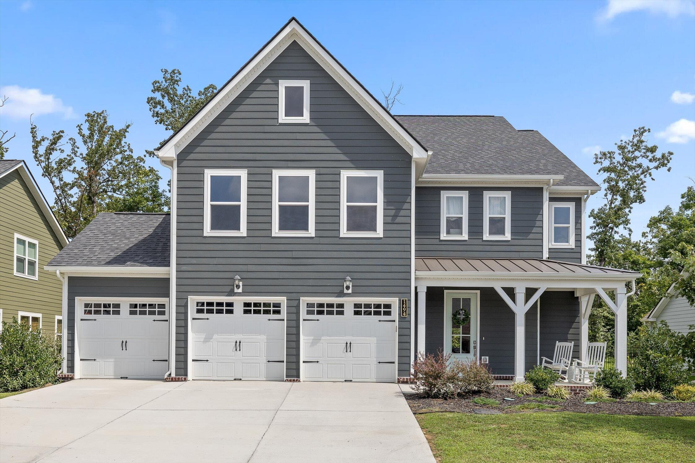 1494 Buttonwood Loop