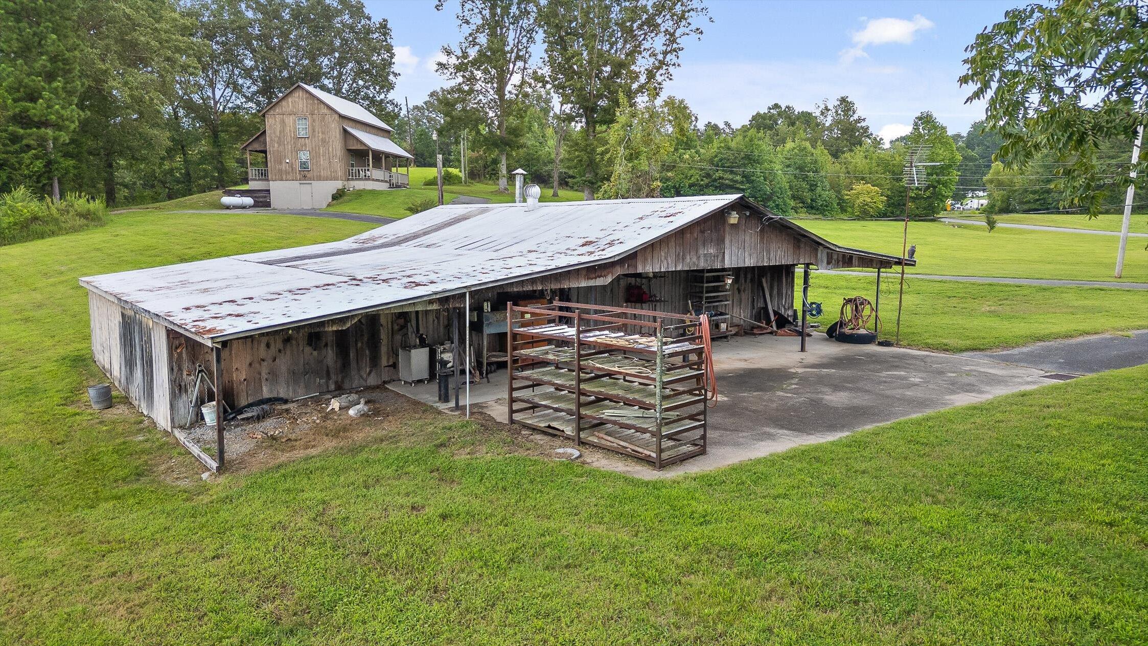 450 Arnold Lane, LaFayette