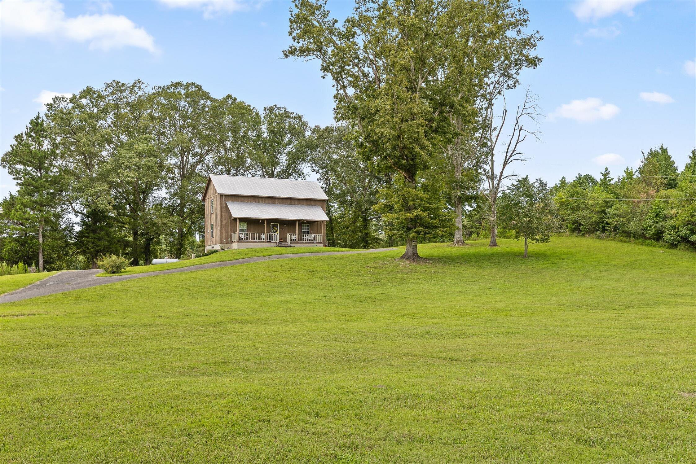 450 Arnold Lane, LaFayette
