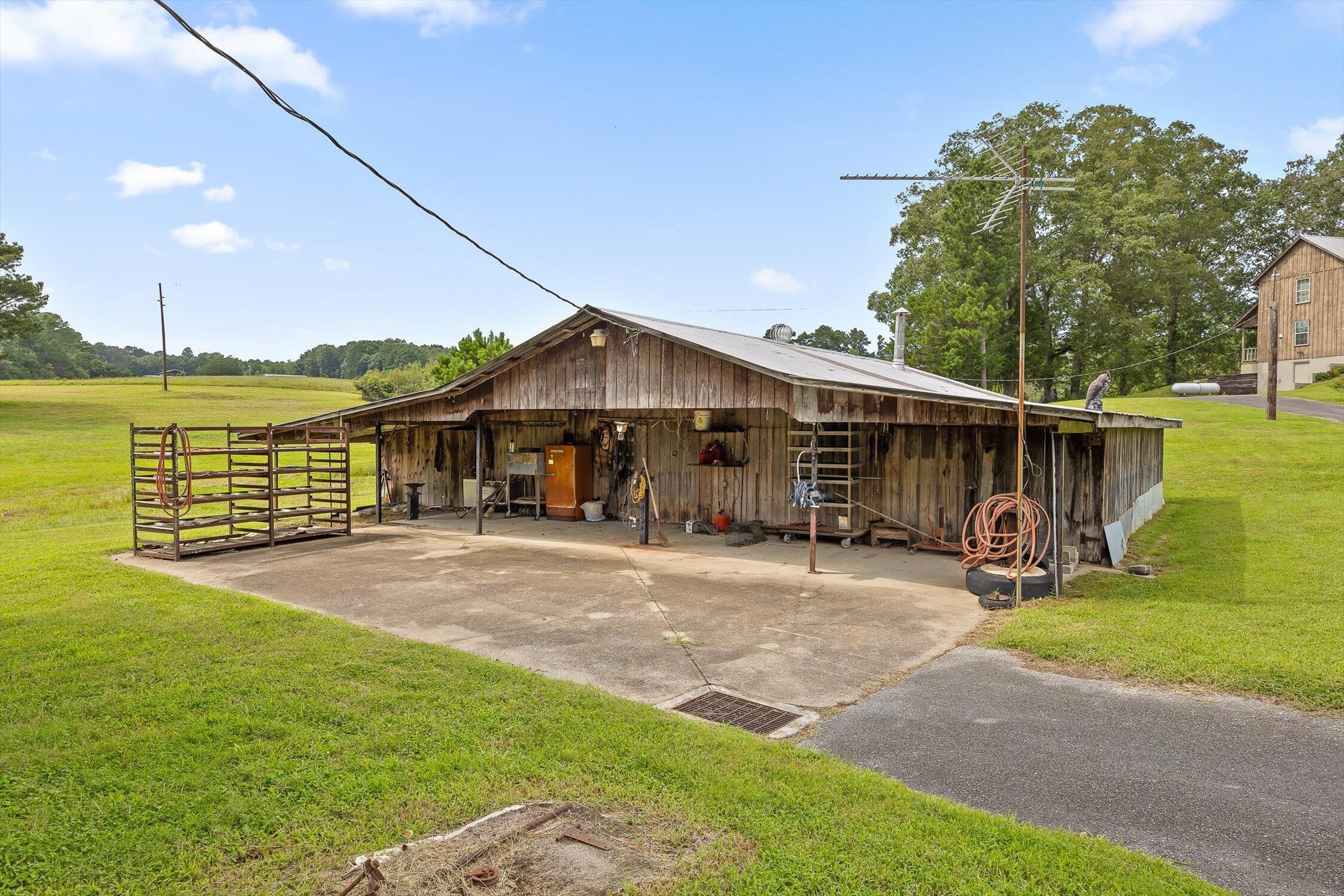 450 Arnold Lane, LaFayette