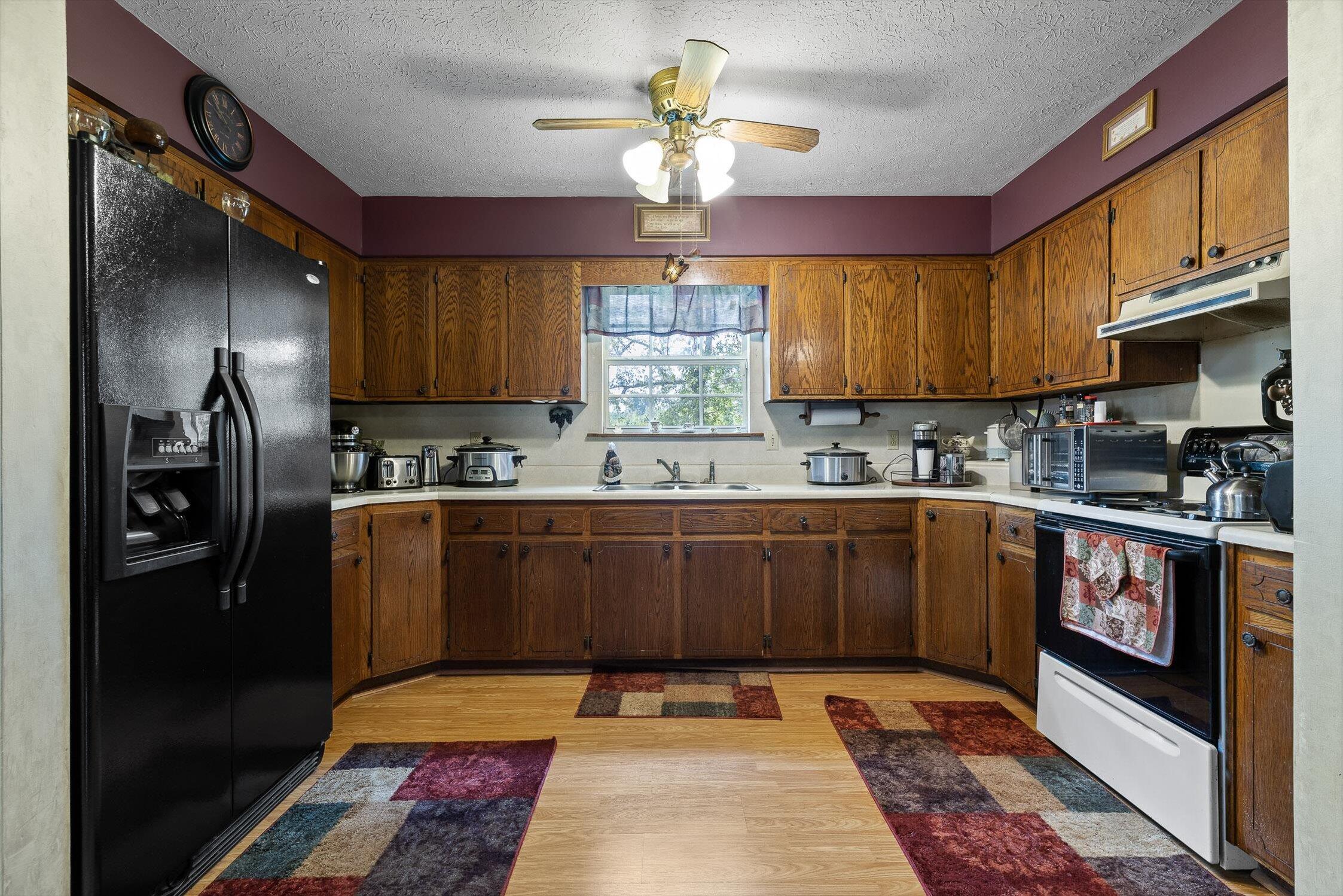 450 Arnold Lane, LaFayette