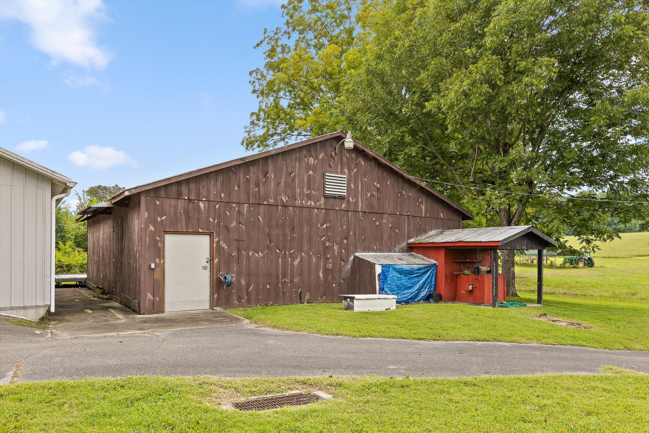 450 Arnold Lane, LaFayette