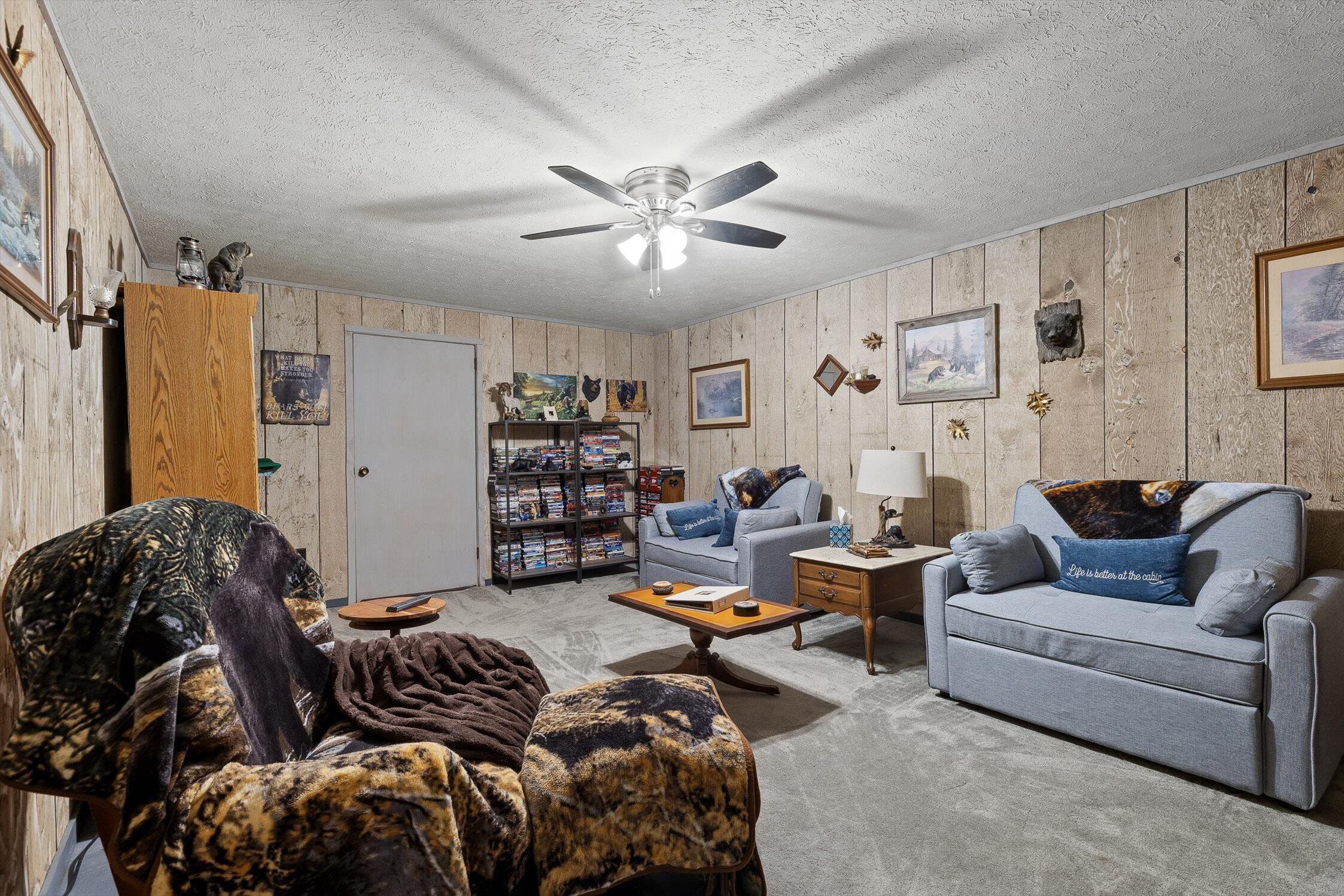 450 Arnold Lane, LaFayette