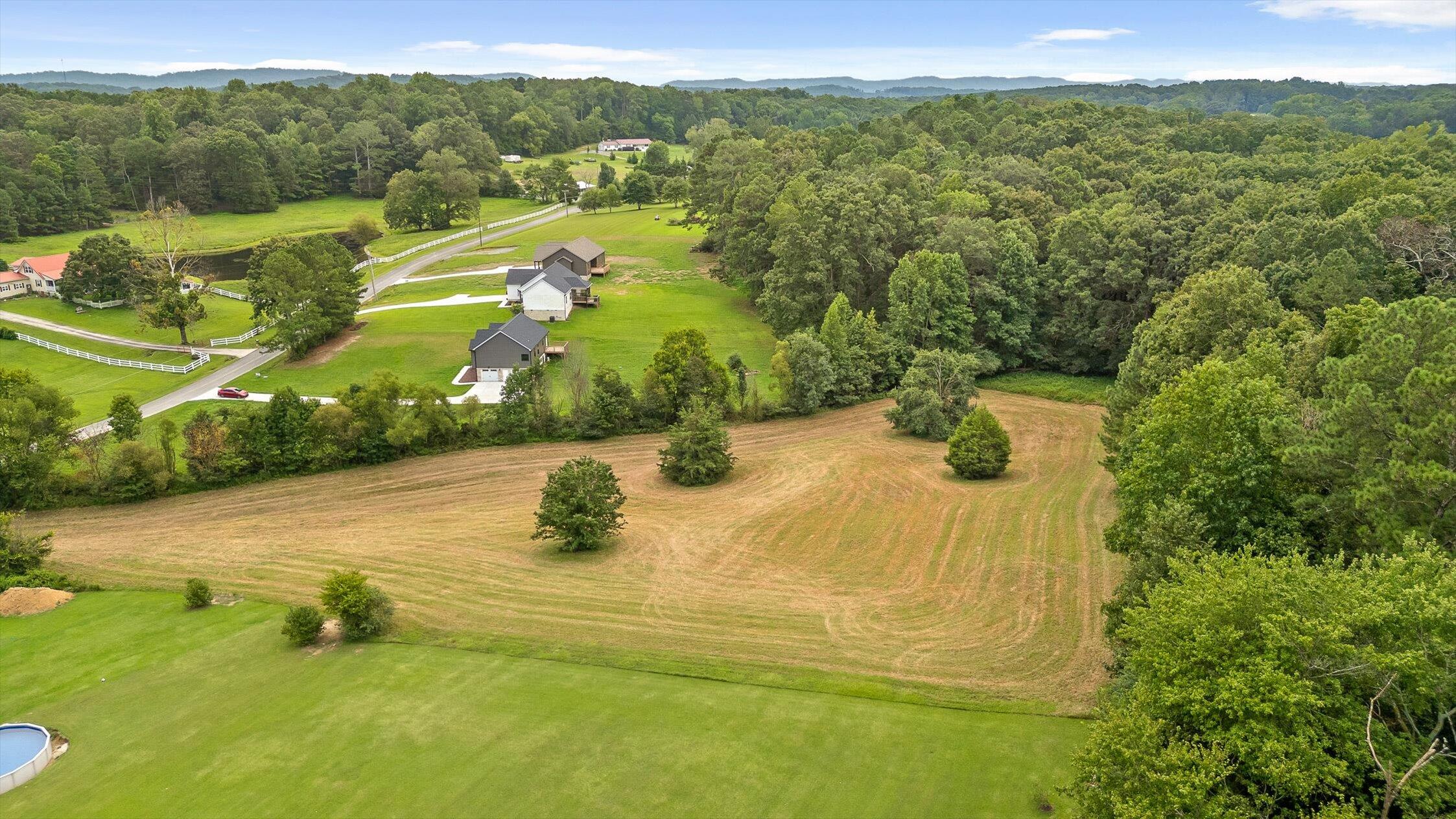 3032 Lake Howard Road, LaFayette