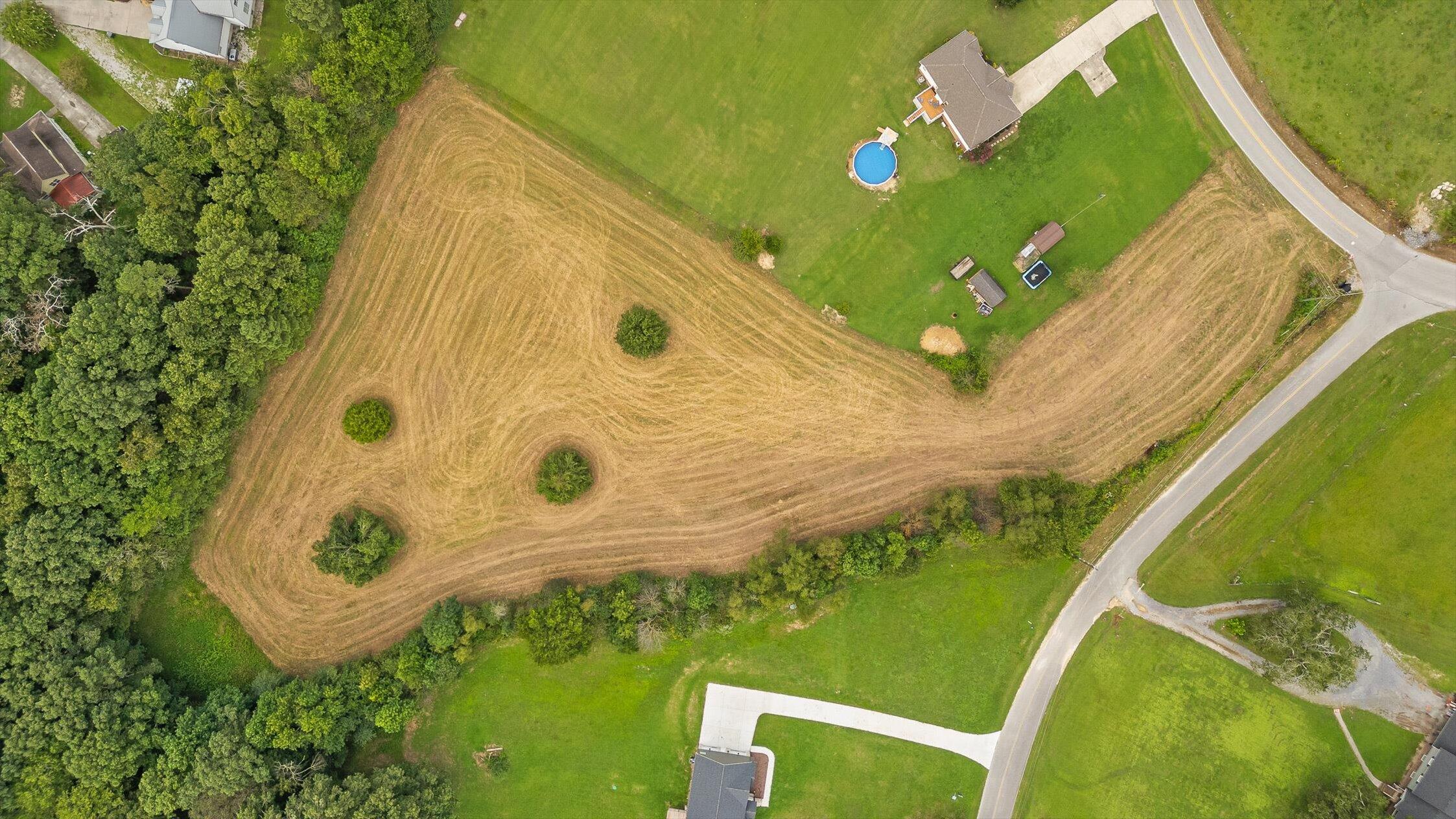 3032 Lake Howard Road, LaFayette
