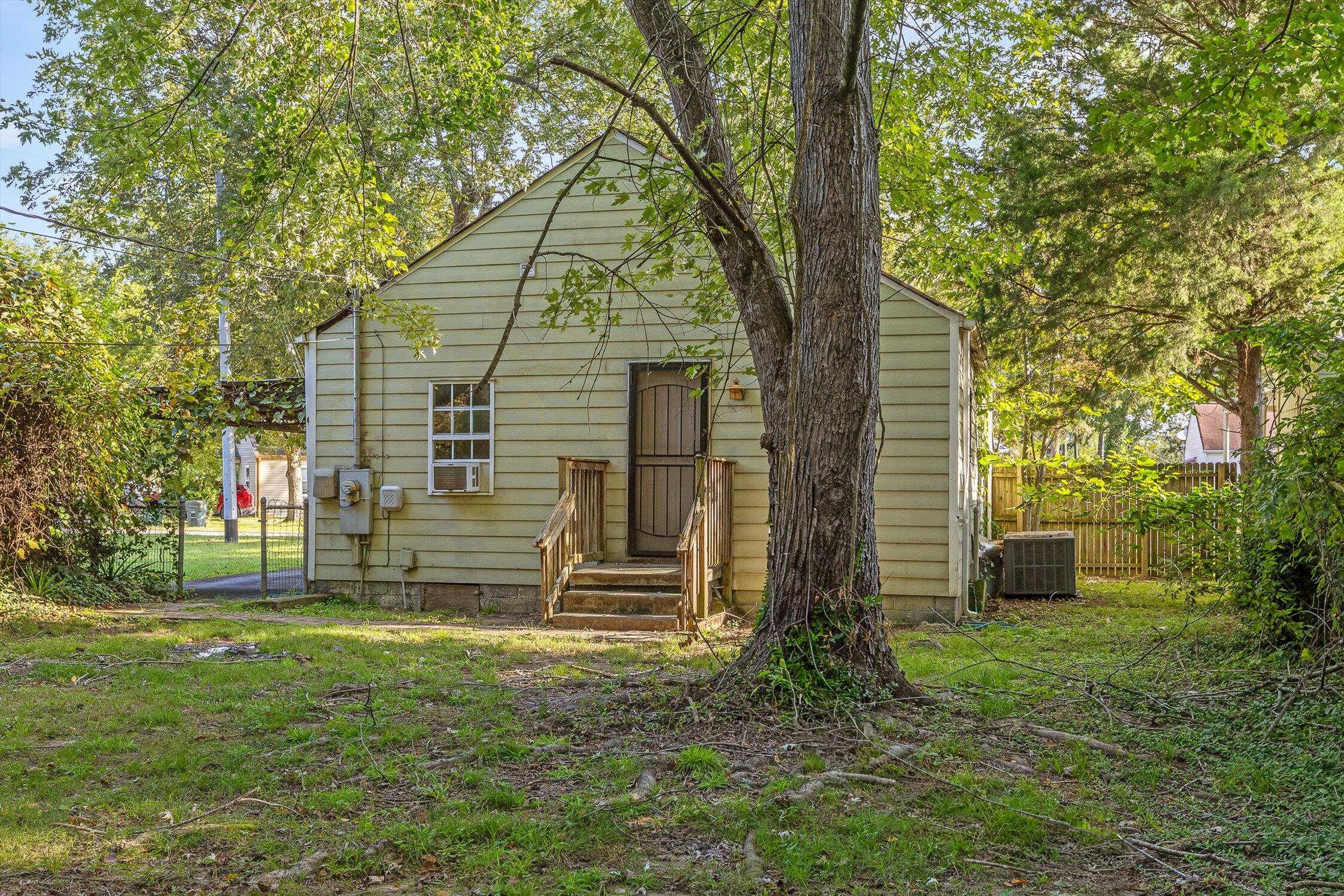 4902 Cameron Lane