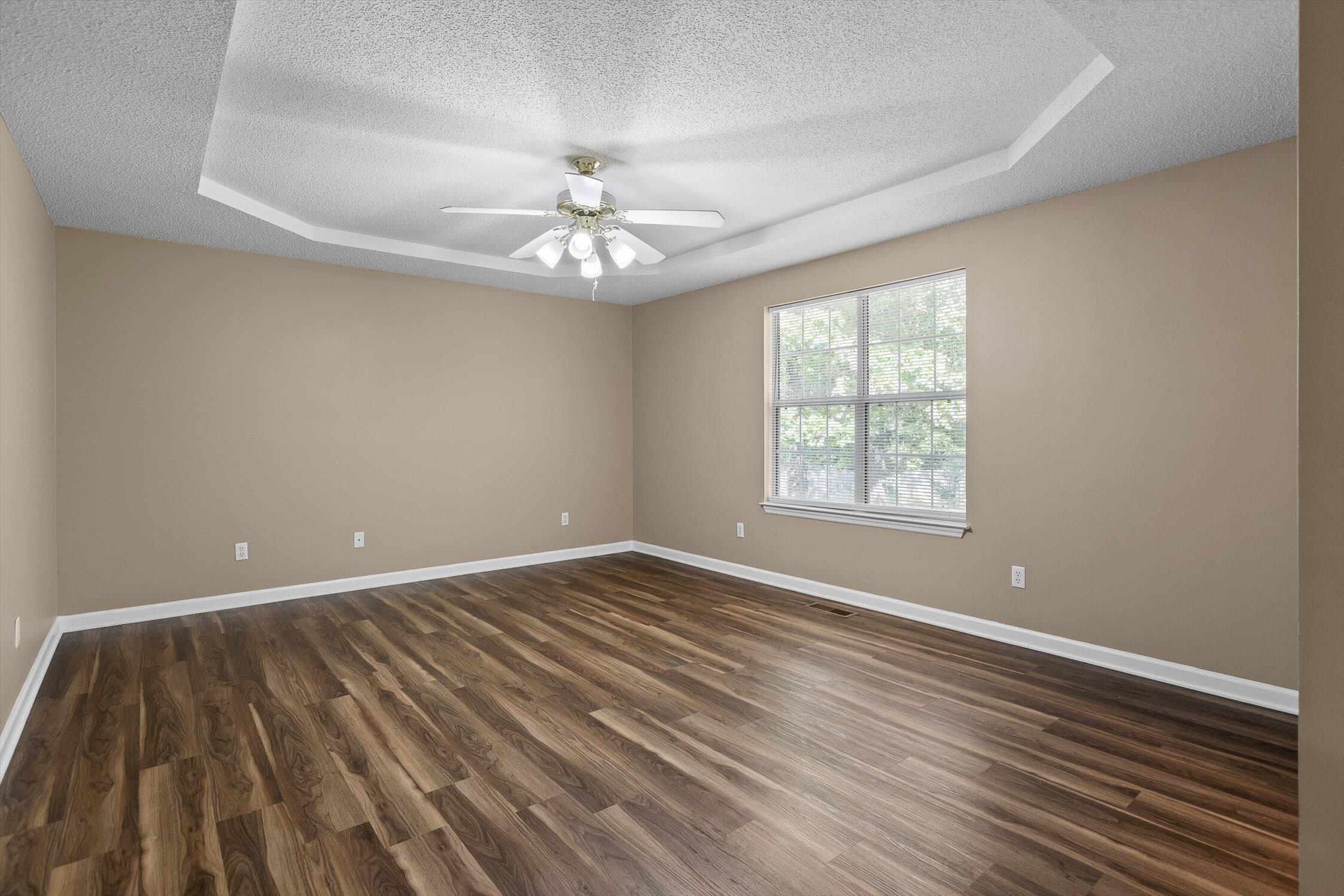 5916 Riley Road