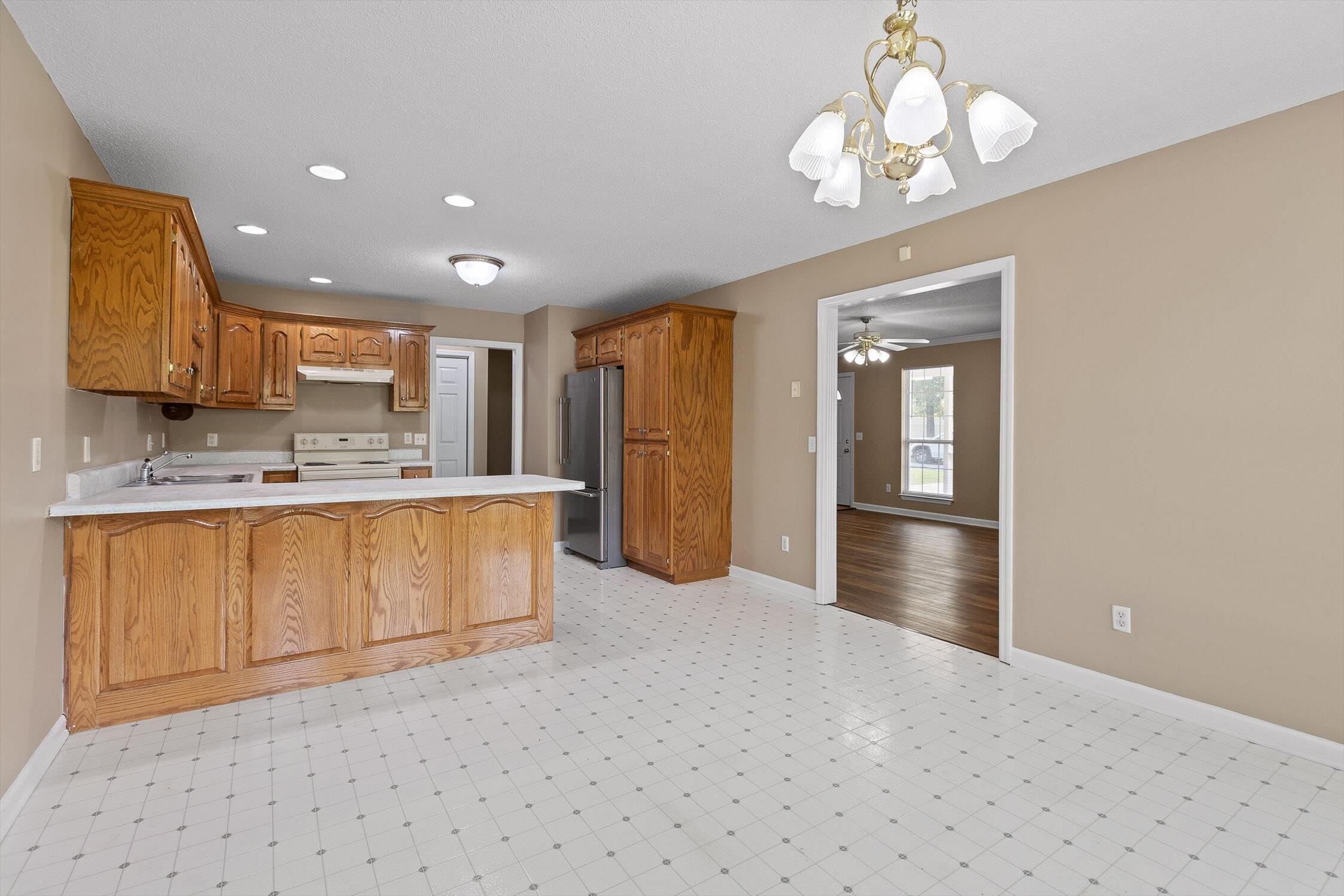 5916 Riley Road