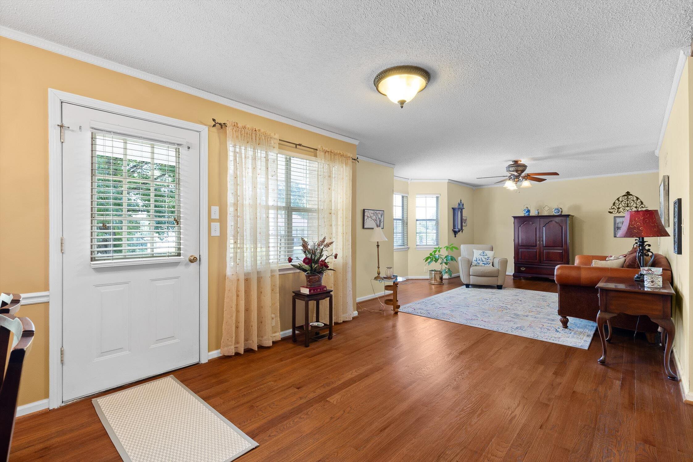 8719 Glenaire Drive