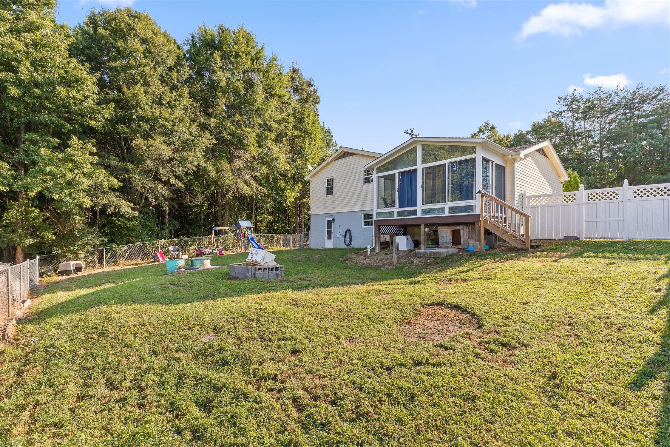 98 Fowler Road