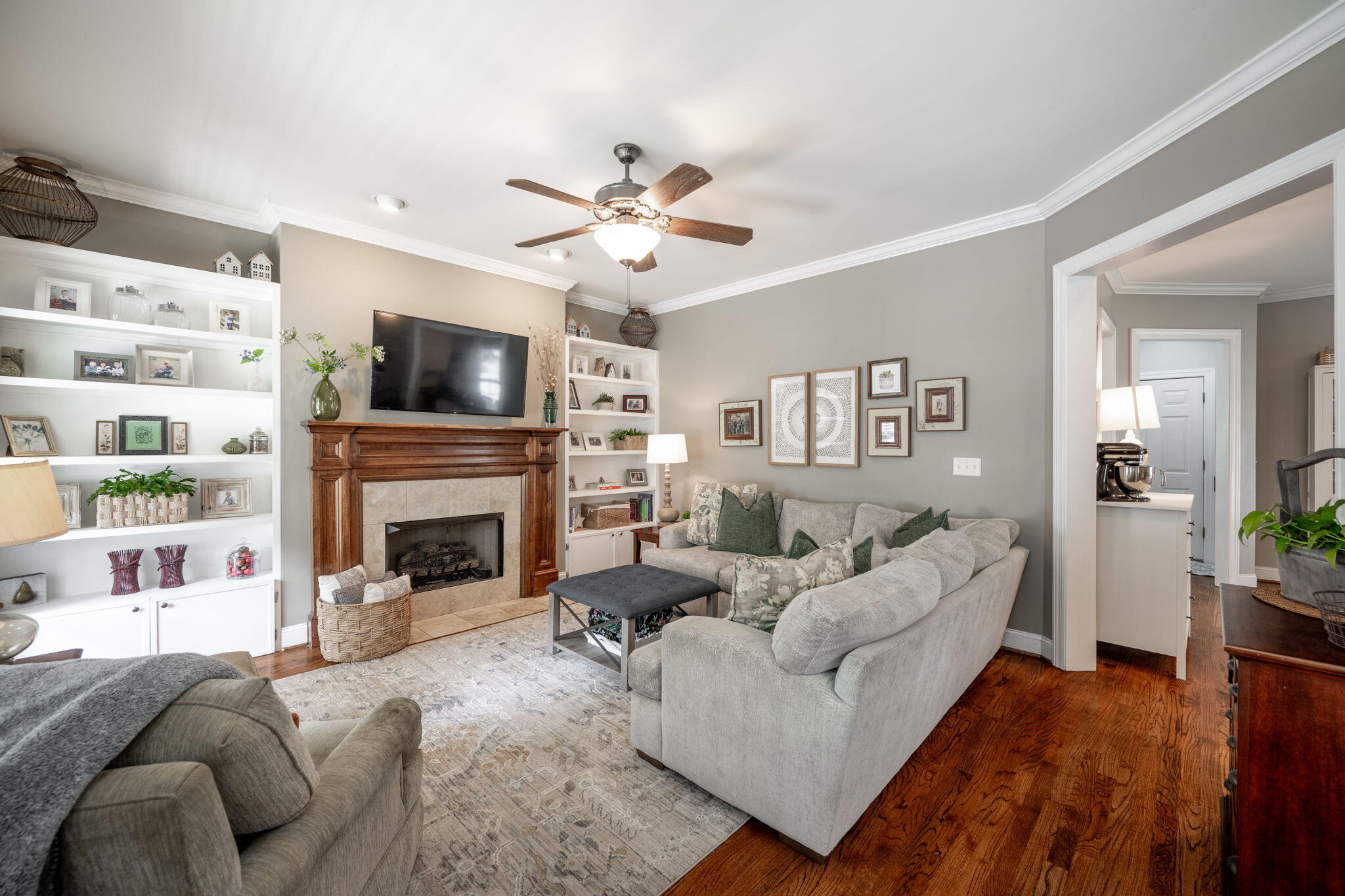 5877 Courtyard Circle