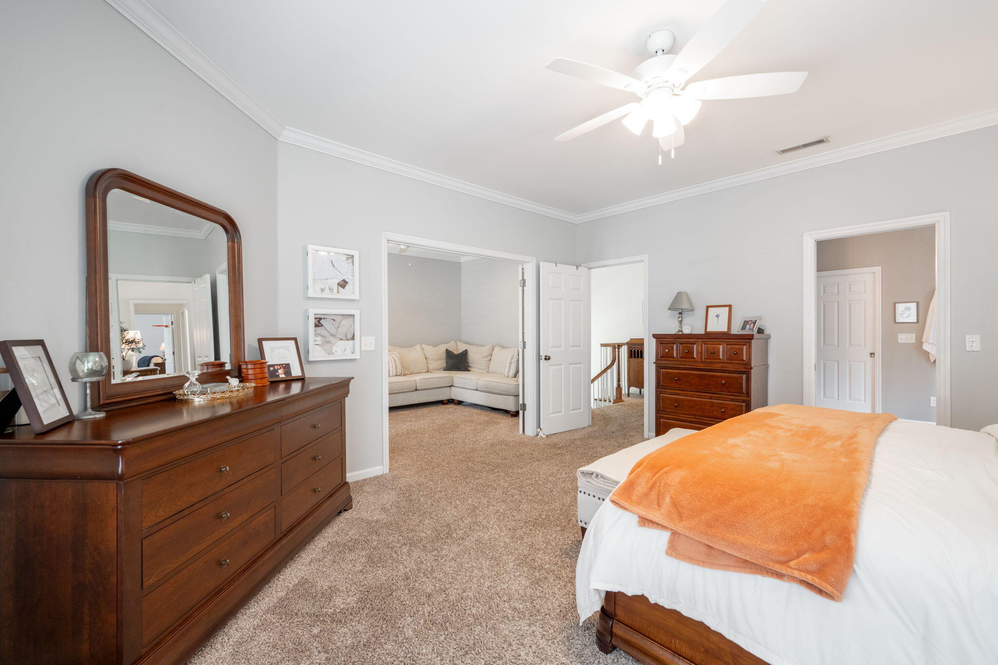 5877 Courtyard Circle