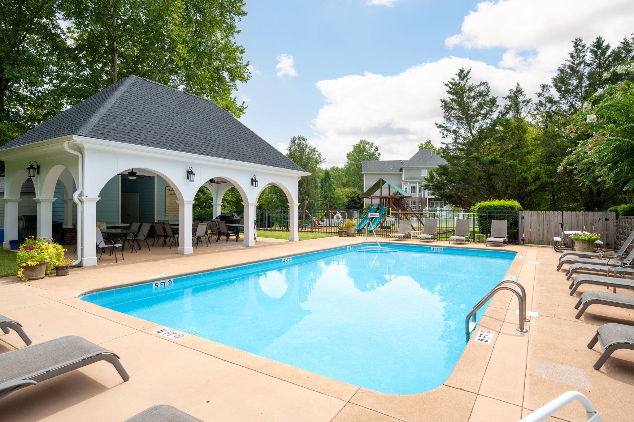 5877 Courtyard Circle