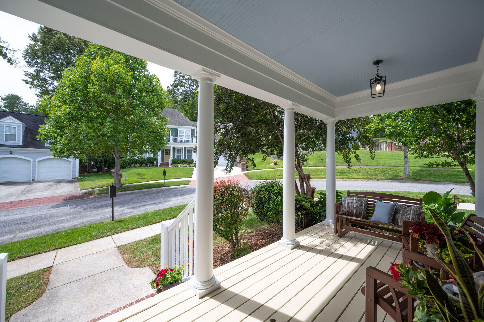 5877 Courtyard Circle