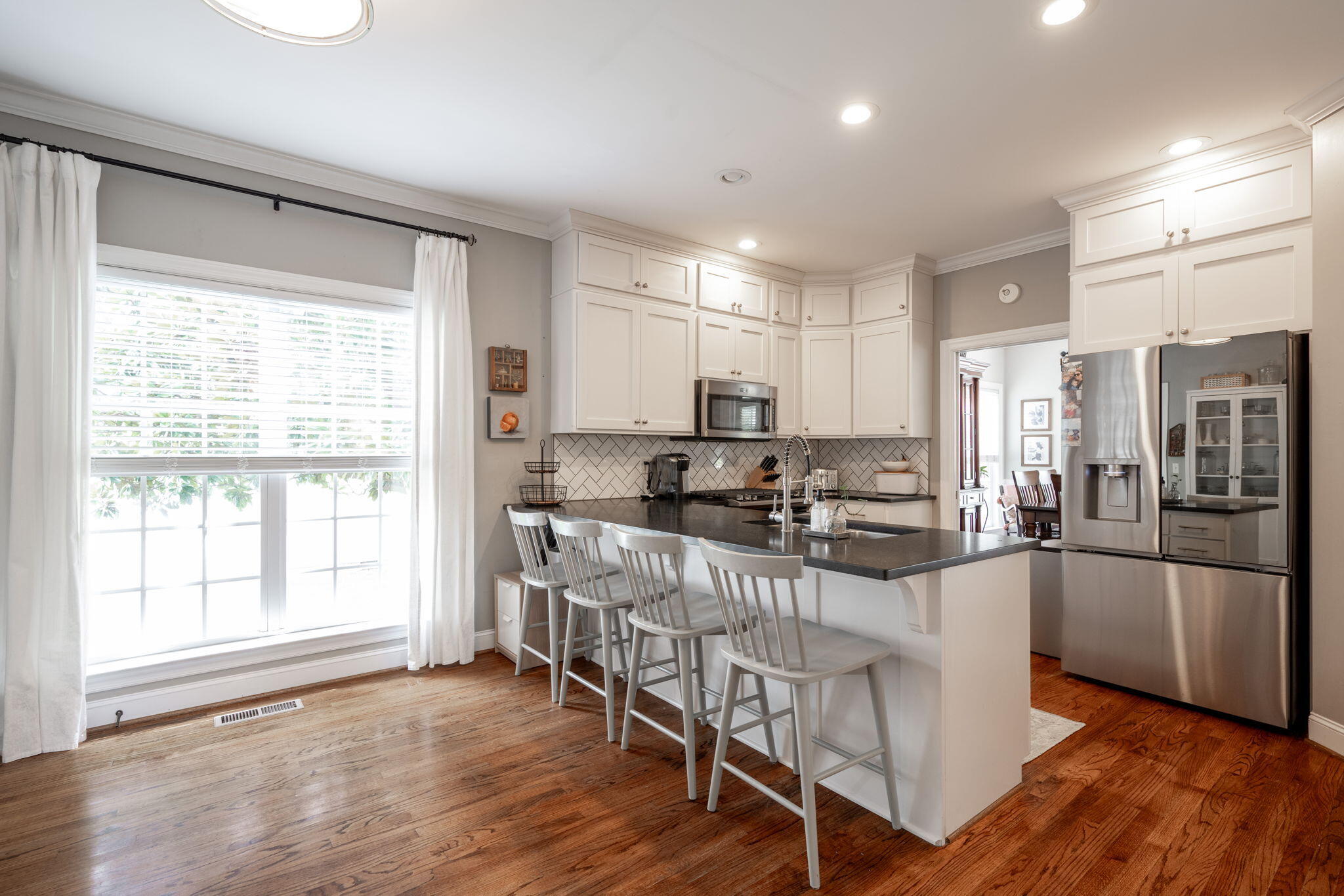 5877 Courtyard Circle