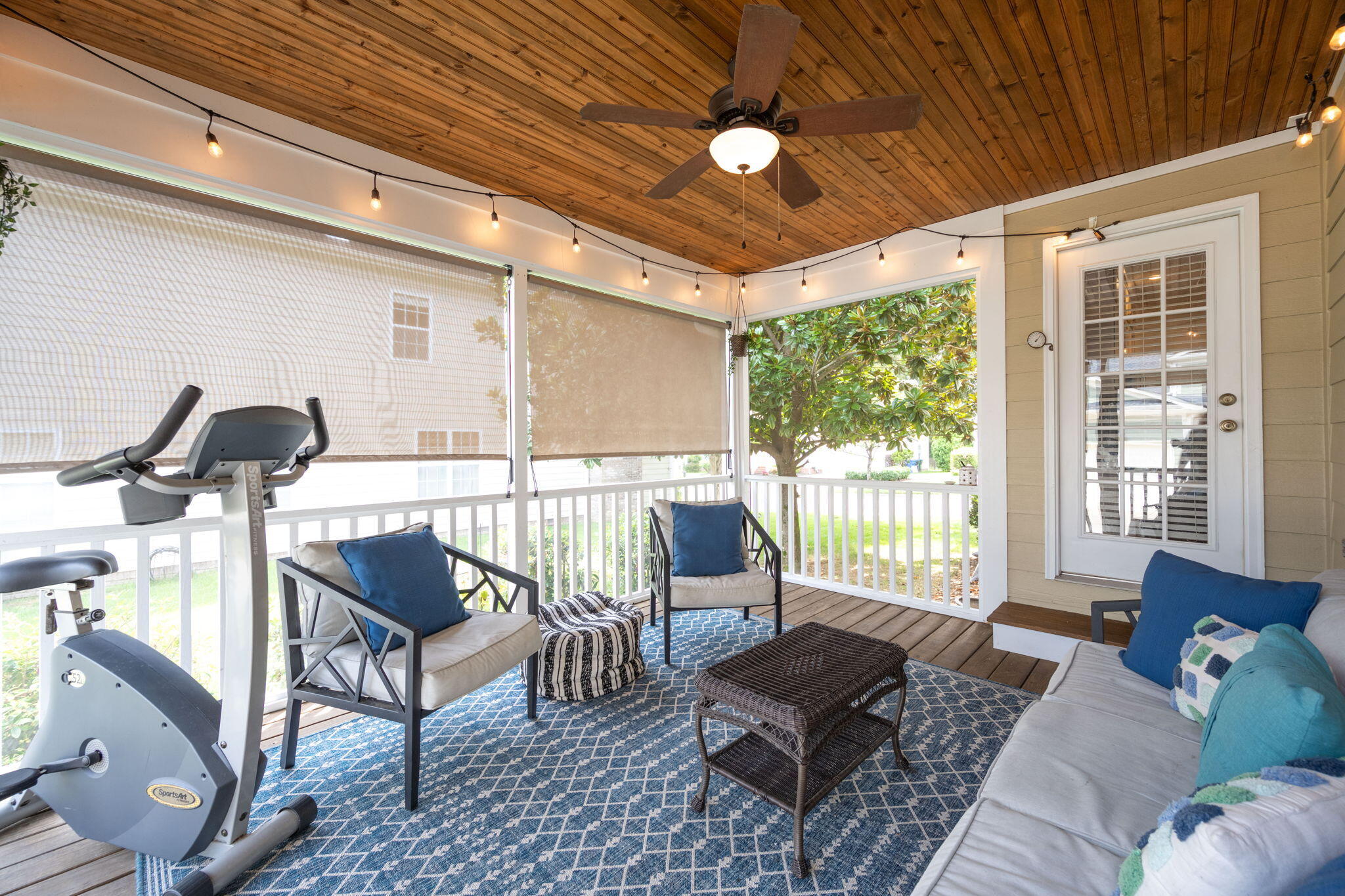 5877 Courtyard Circle