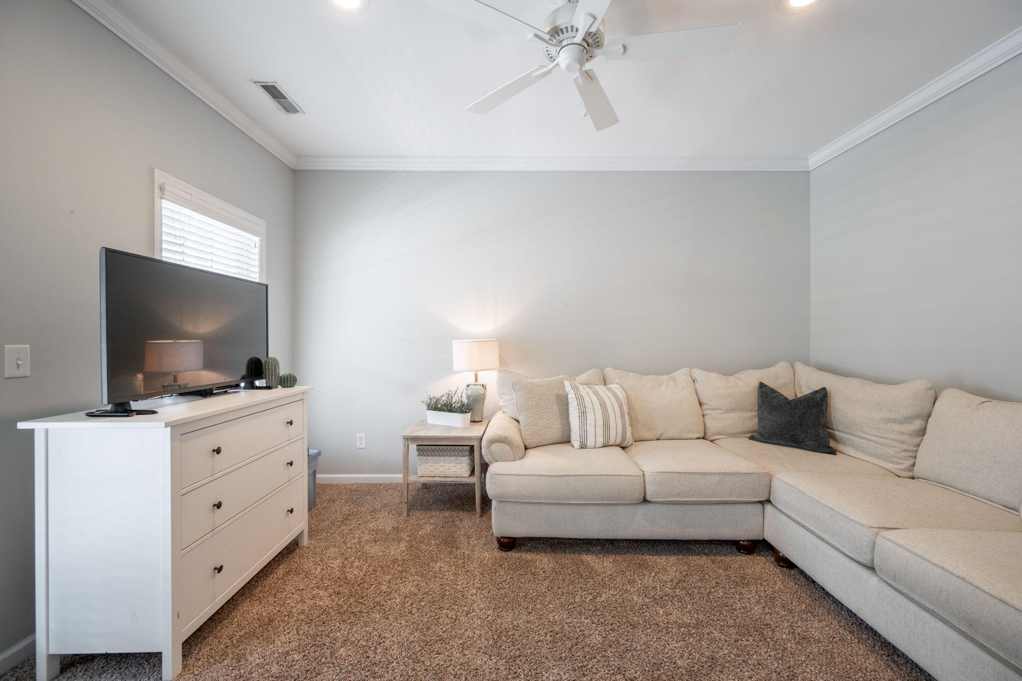 5877 Courtyard Circle