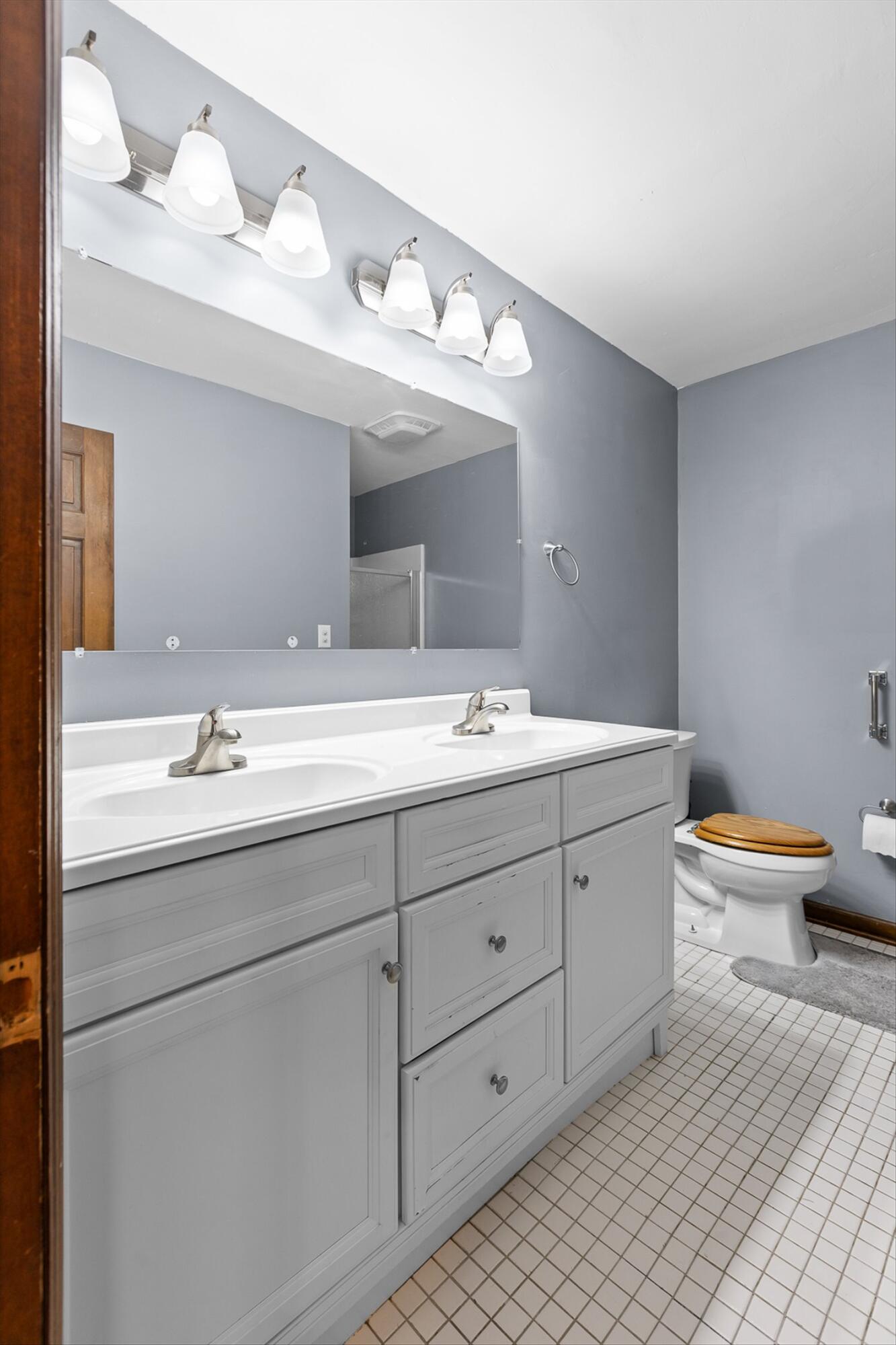 707 & 709 Haven Hill Drive