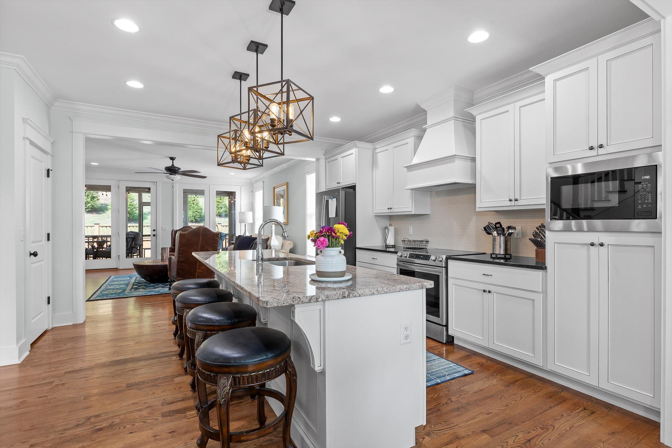 922 Elk Ridge