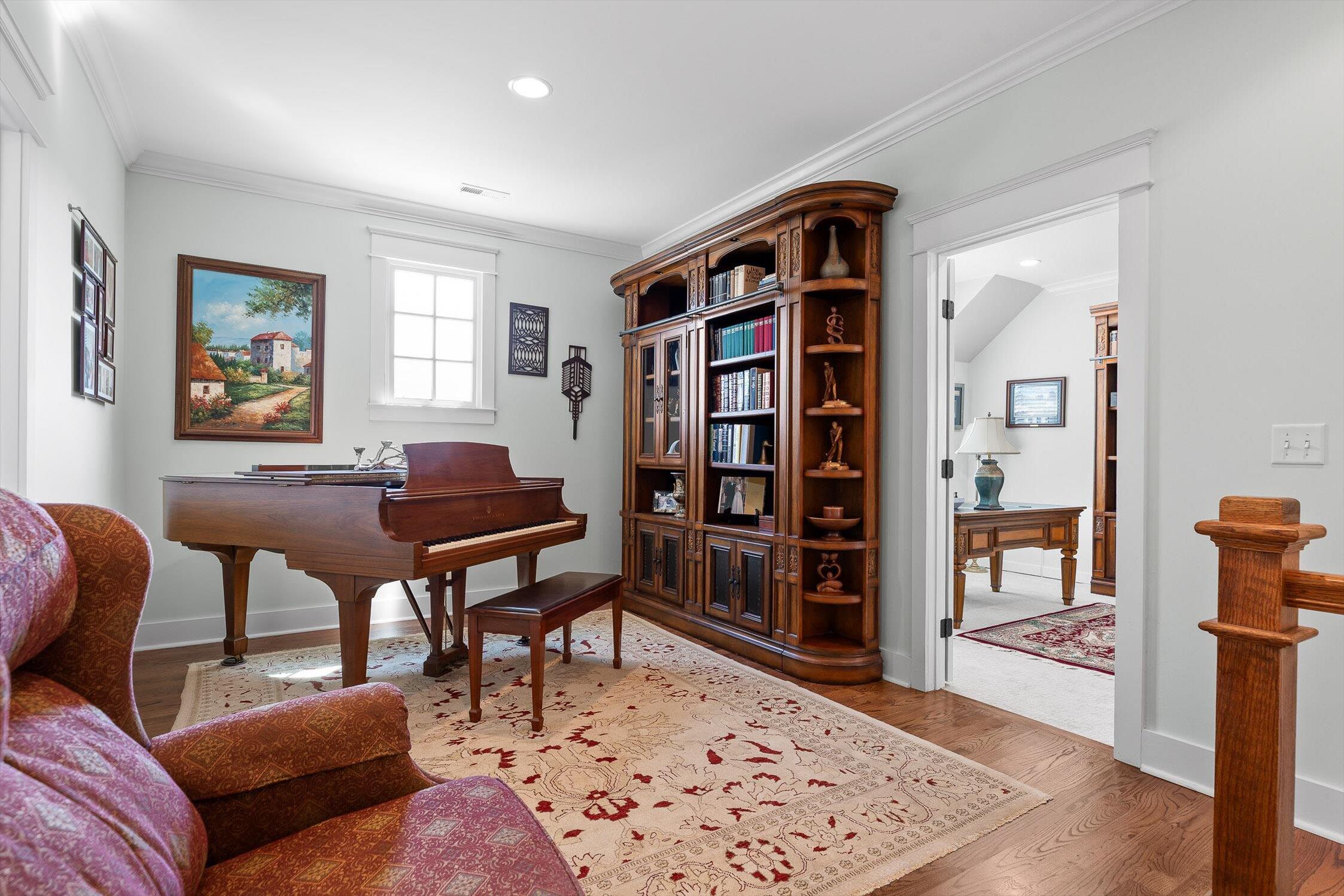 922 Elk Ridge