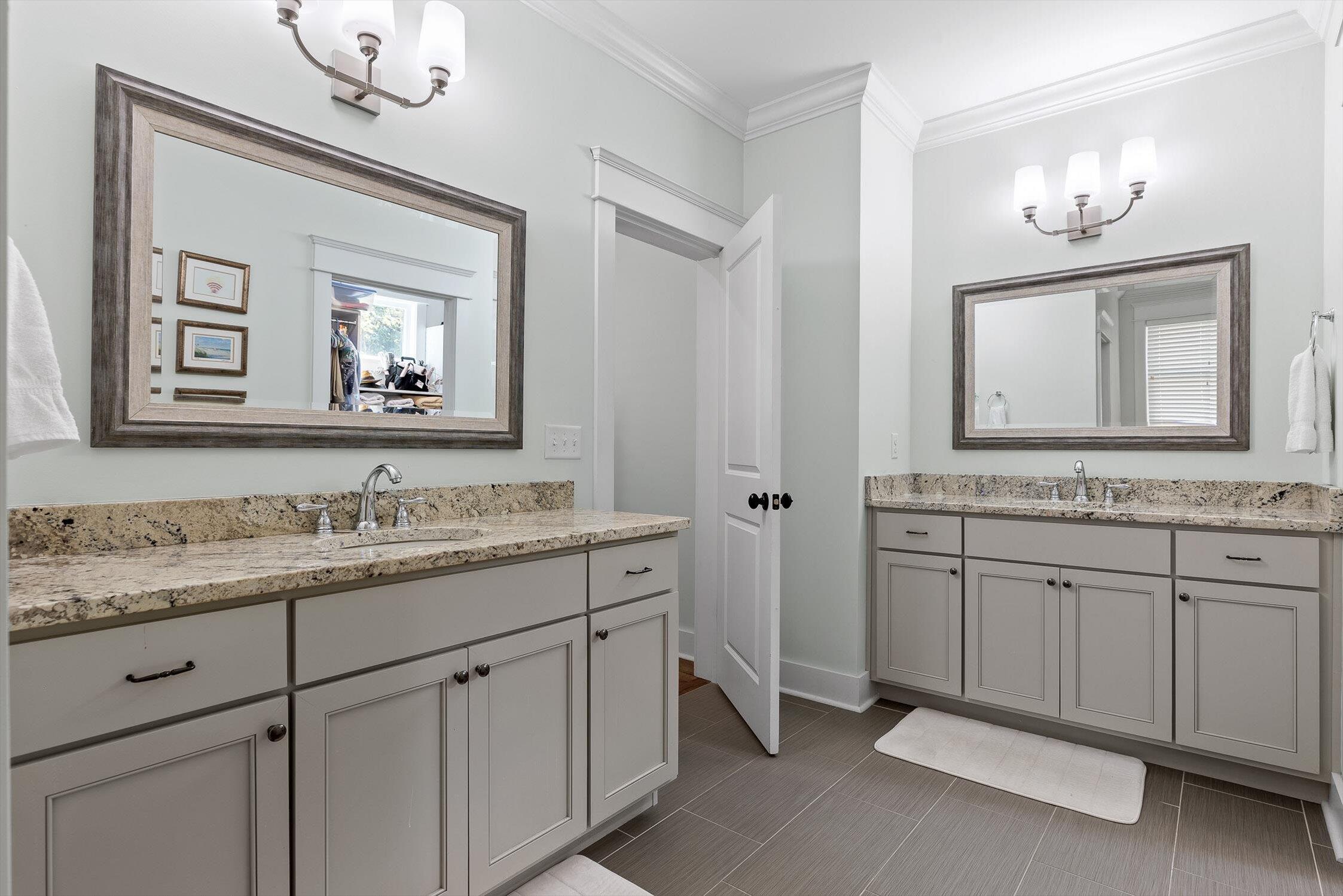 922 Elk Ridge