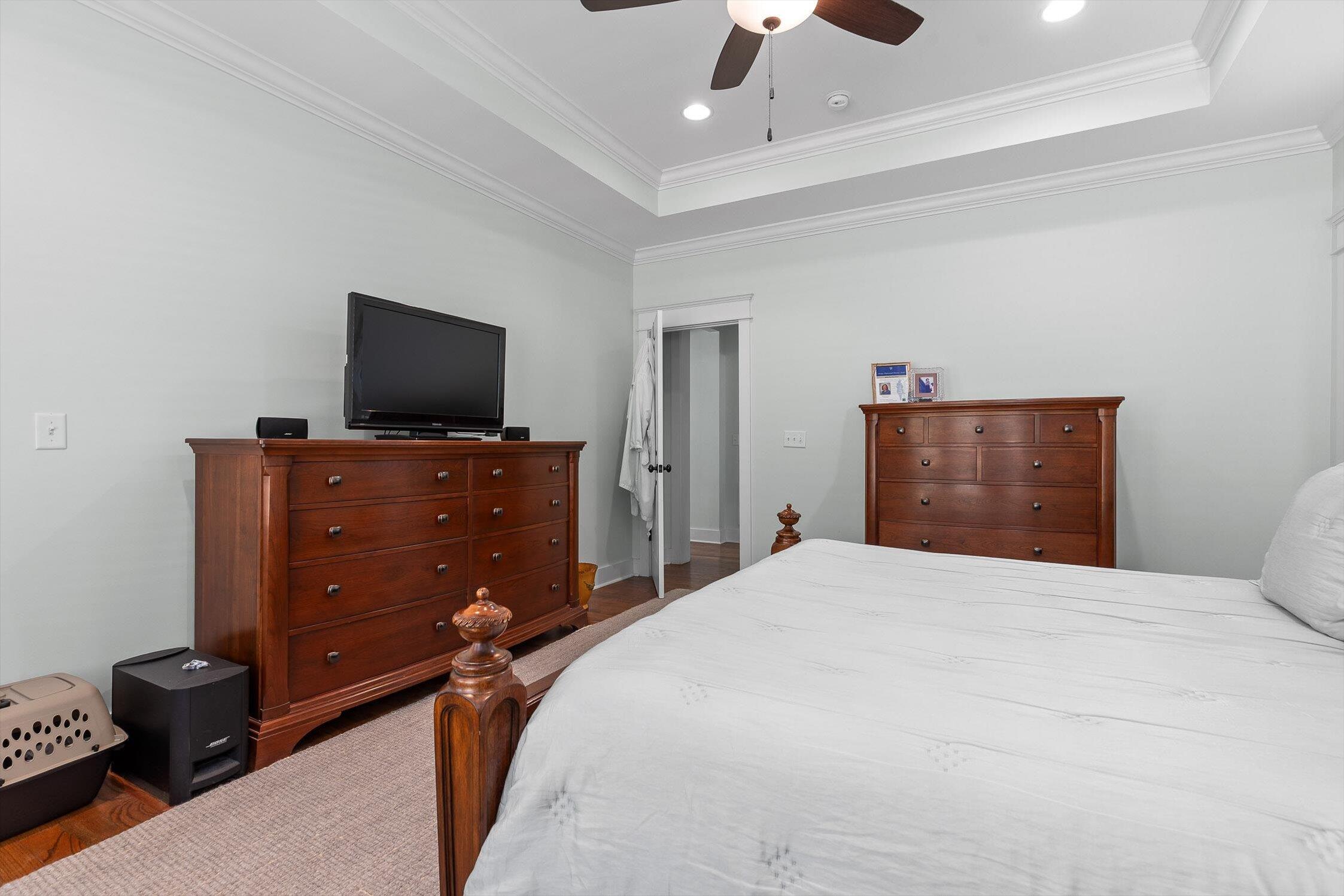 922 Elk Ridge