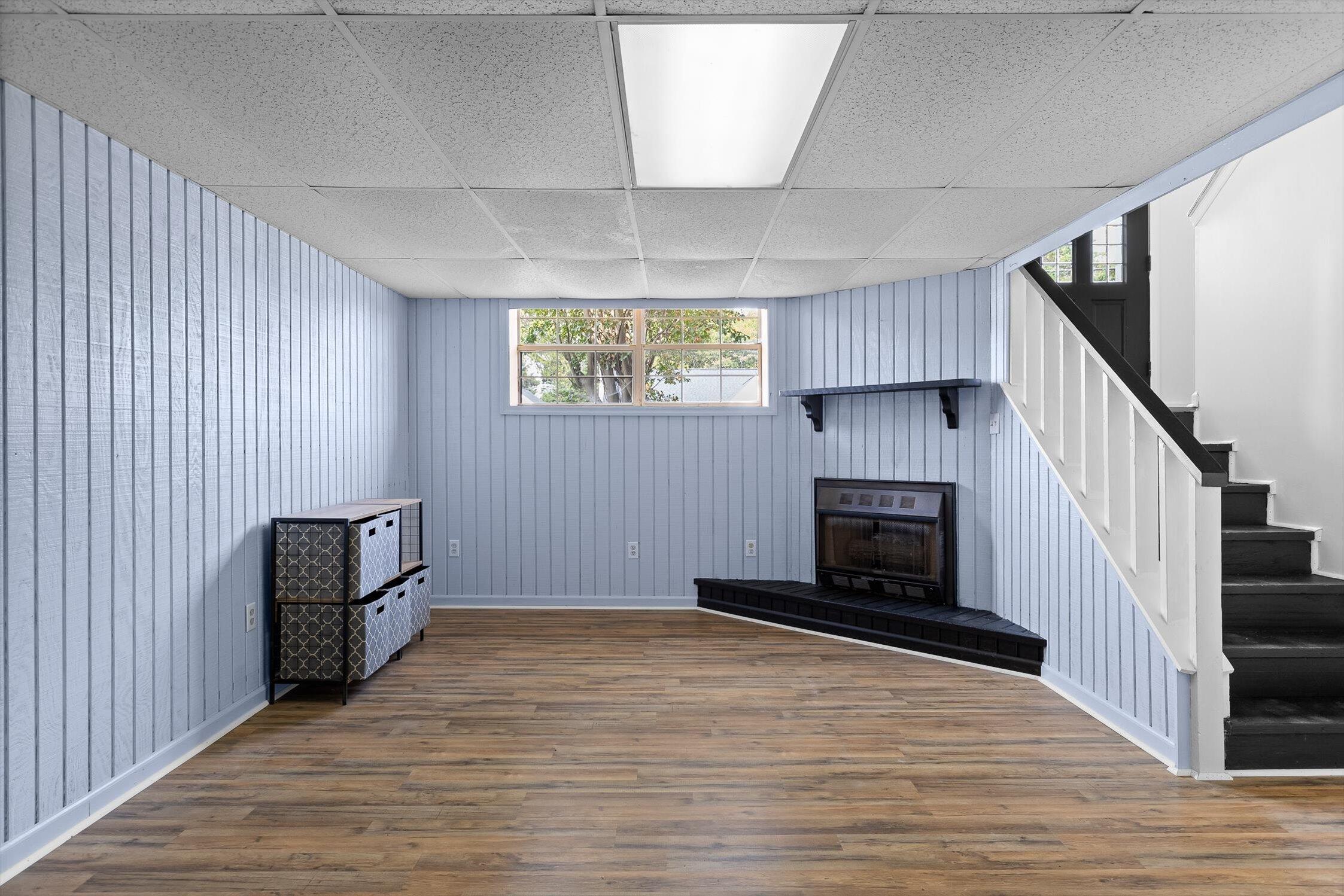 713 Lee Drive