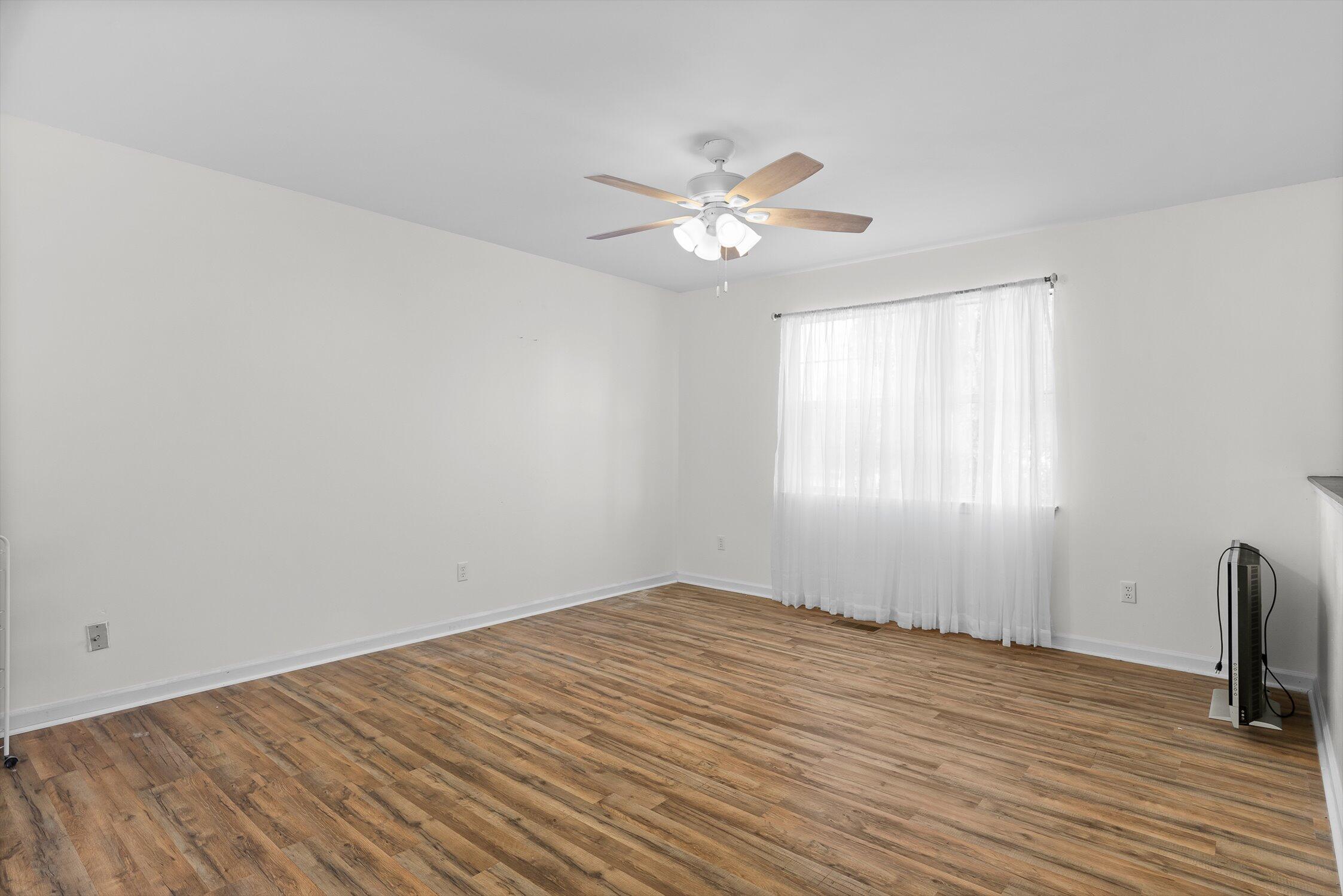 713 Lee Drive