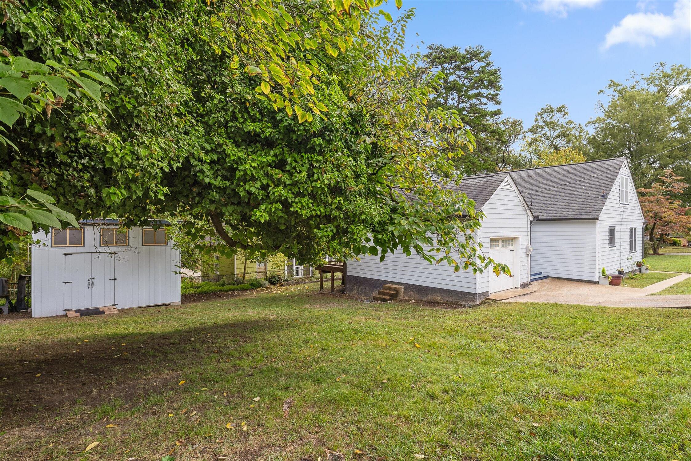 301 Hemphill Avenue