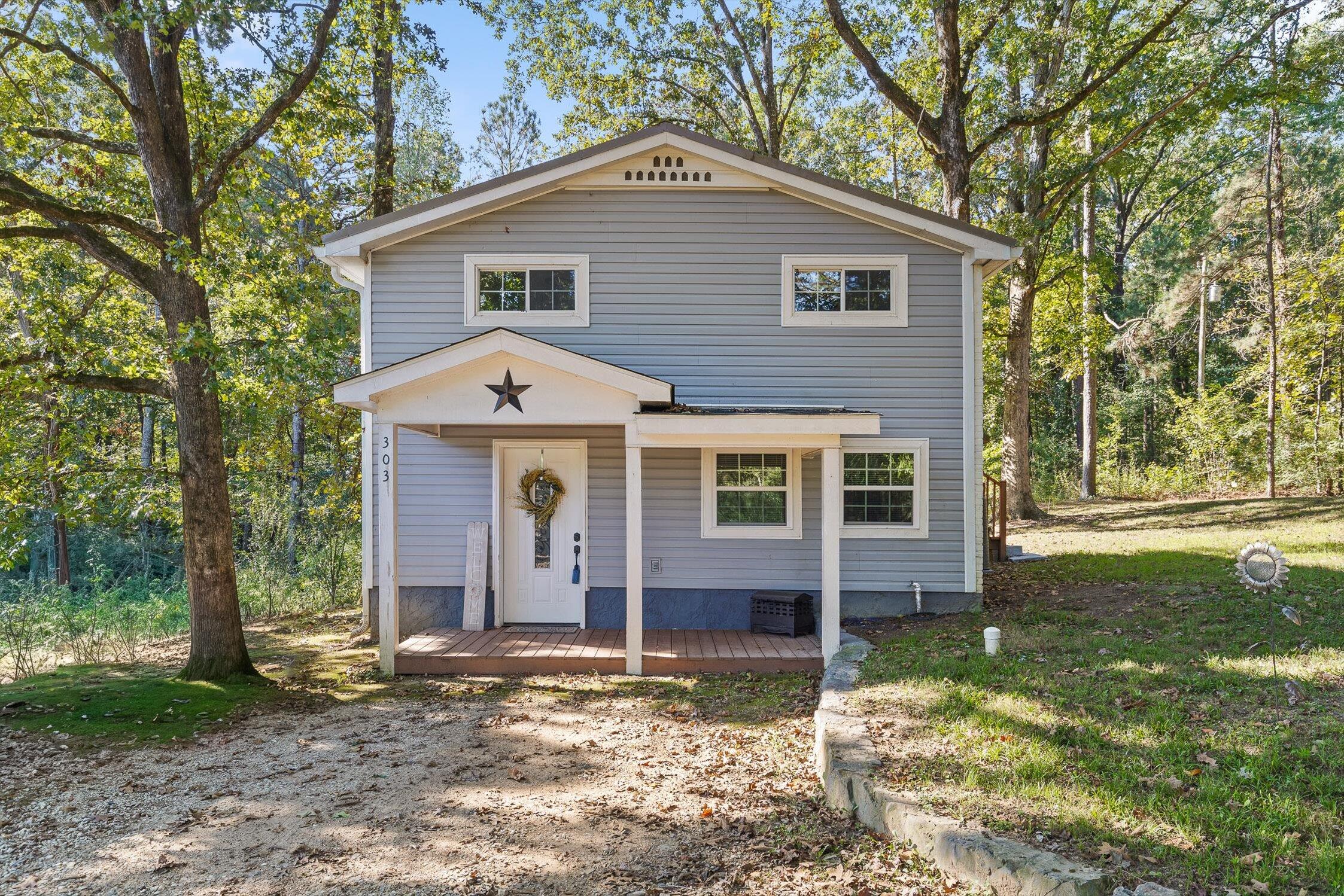 303 NW Cherokee Trail