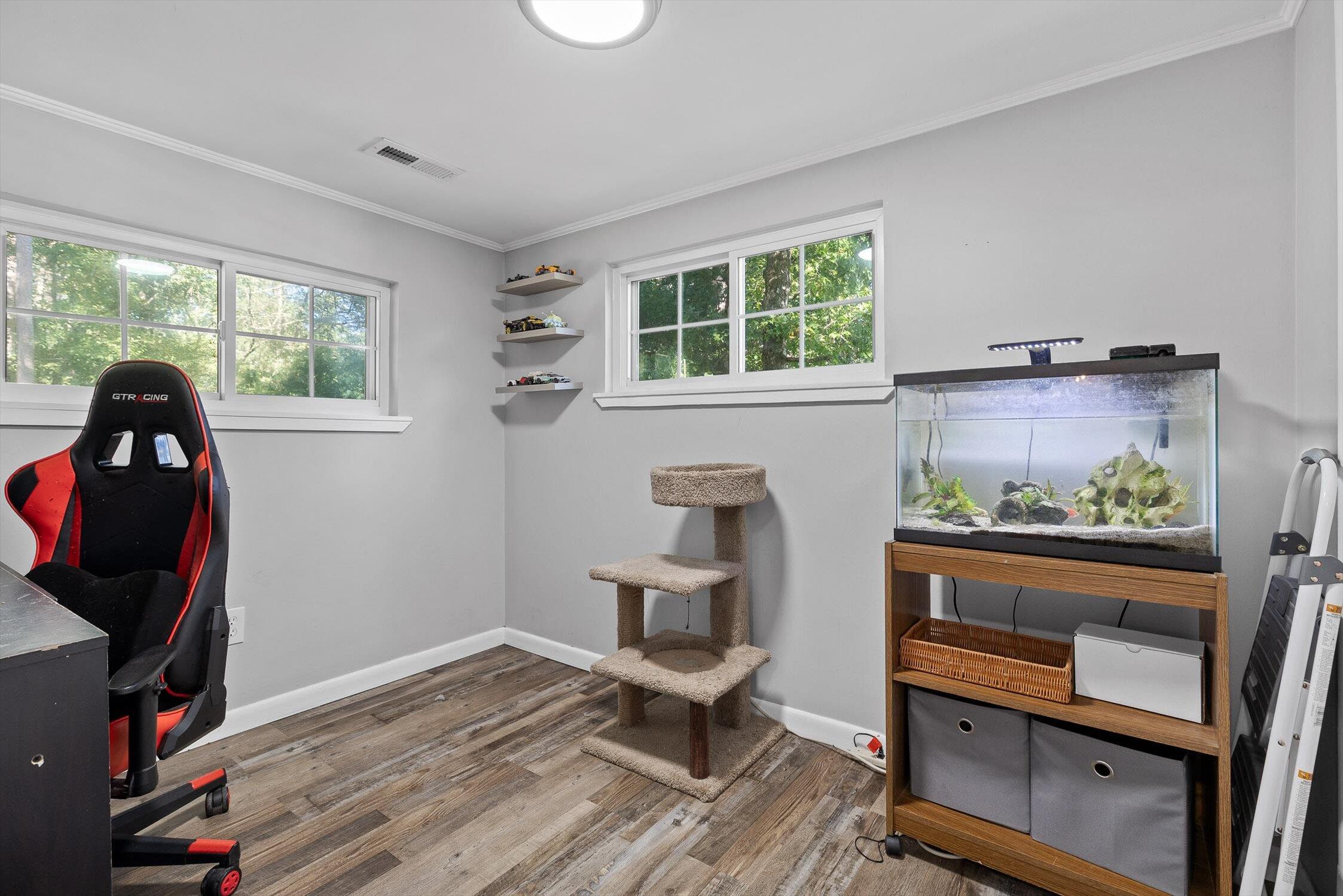 303 NW Cherokee Trail