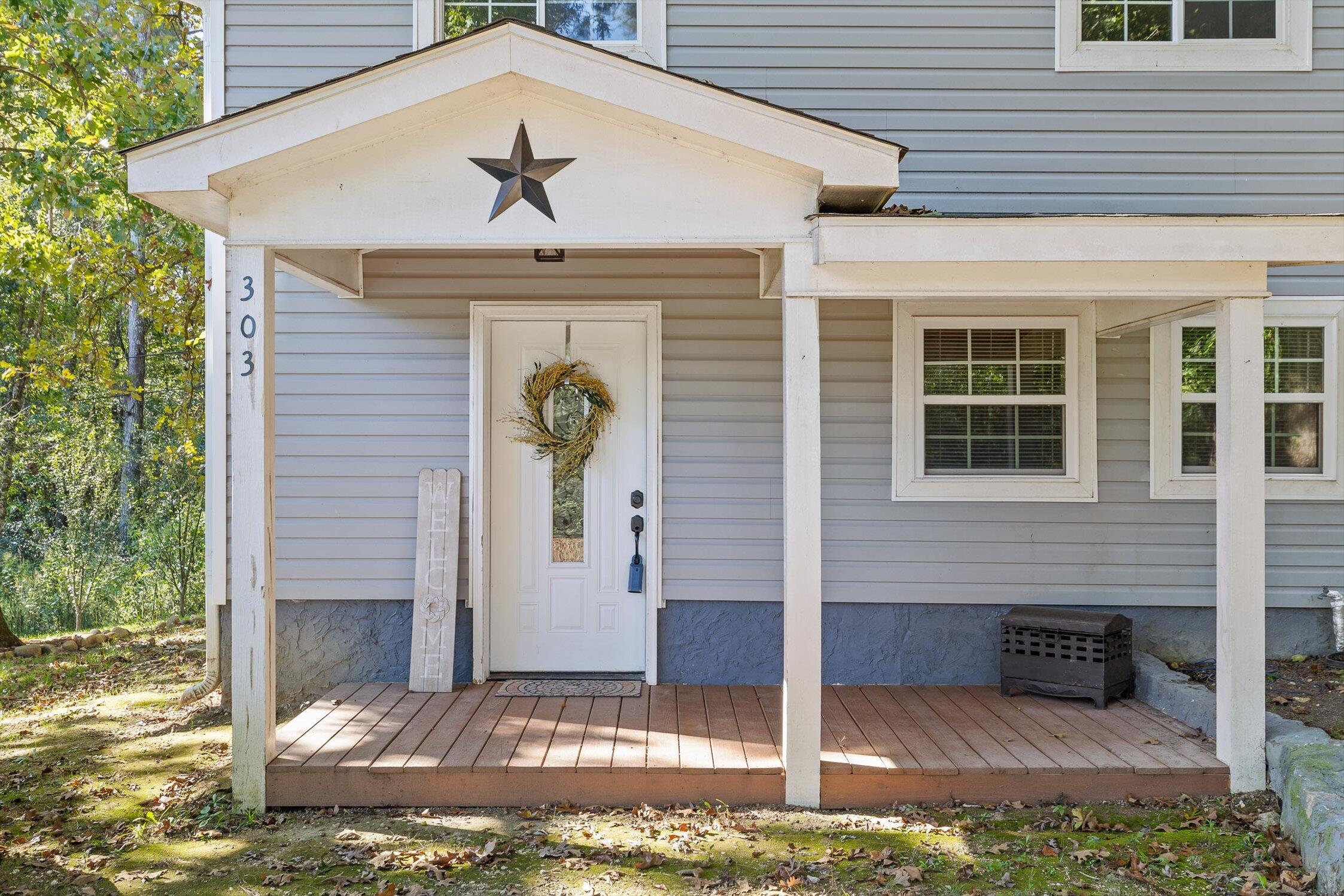 303 NW Cherokee Trail