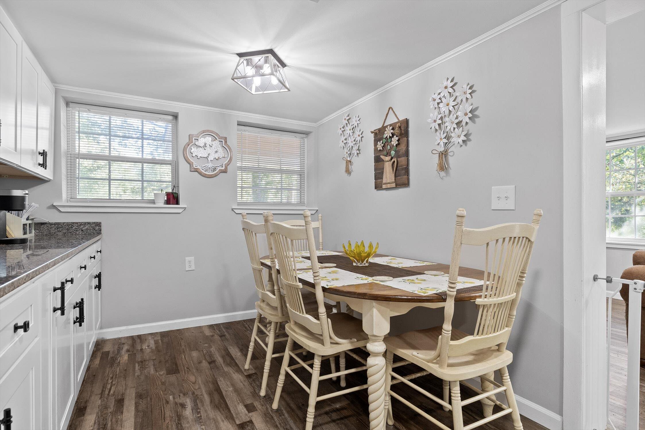 303 NW Cherokee Trail