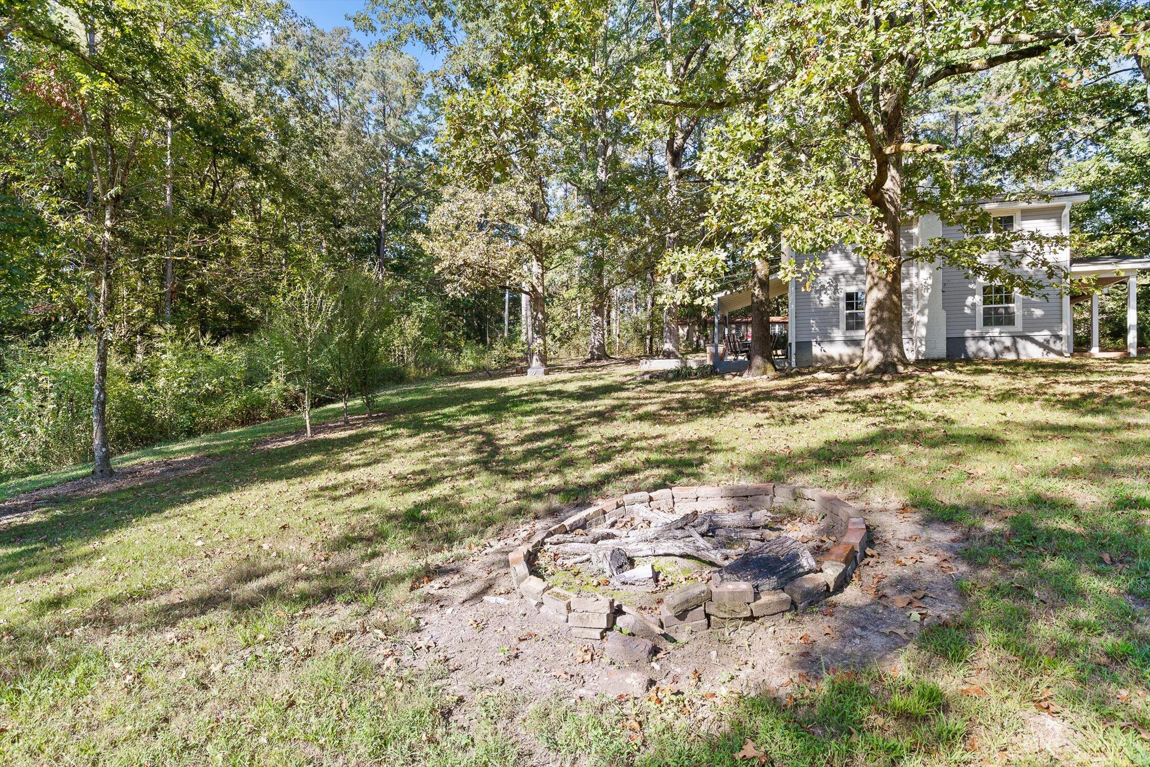 303 NW Cherokee Trail