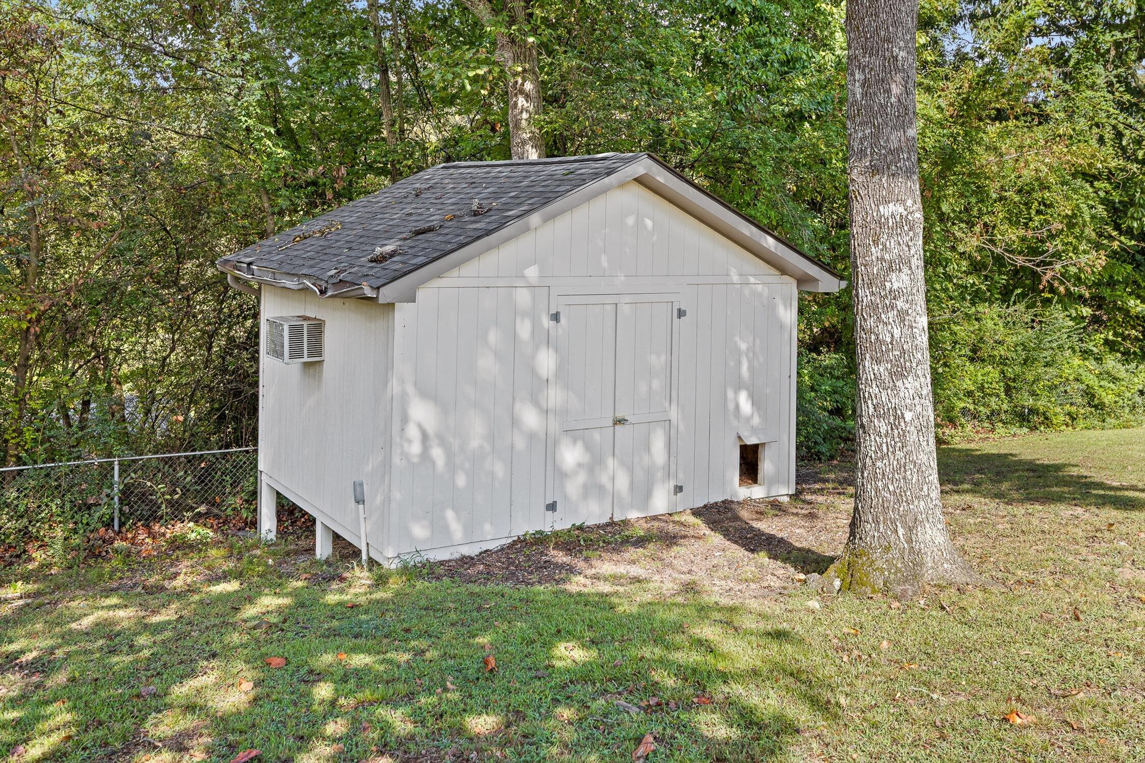 143 Rolling Ridge Drive